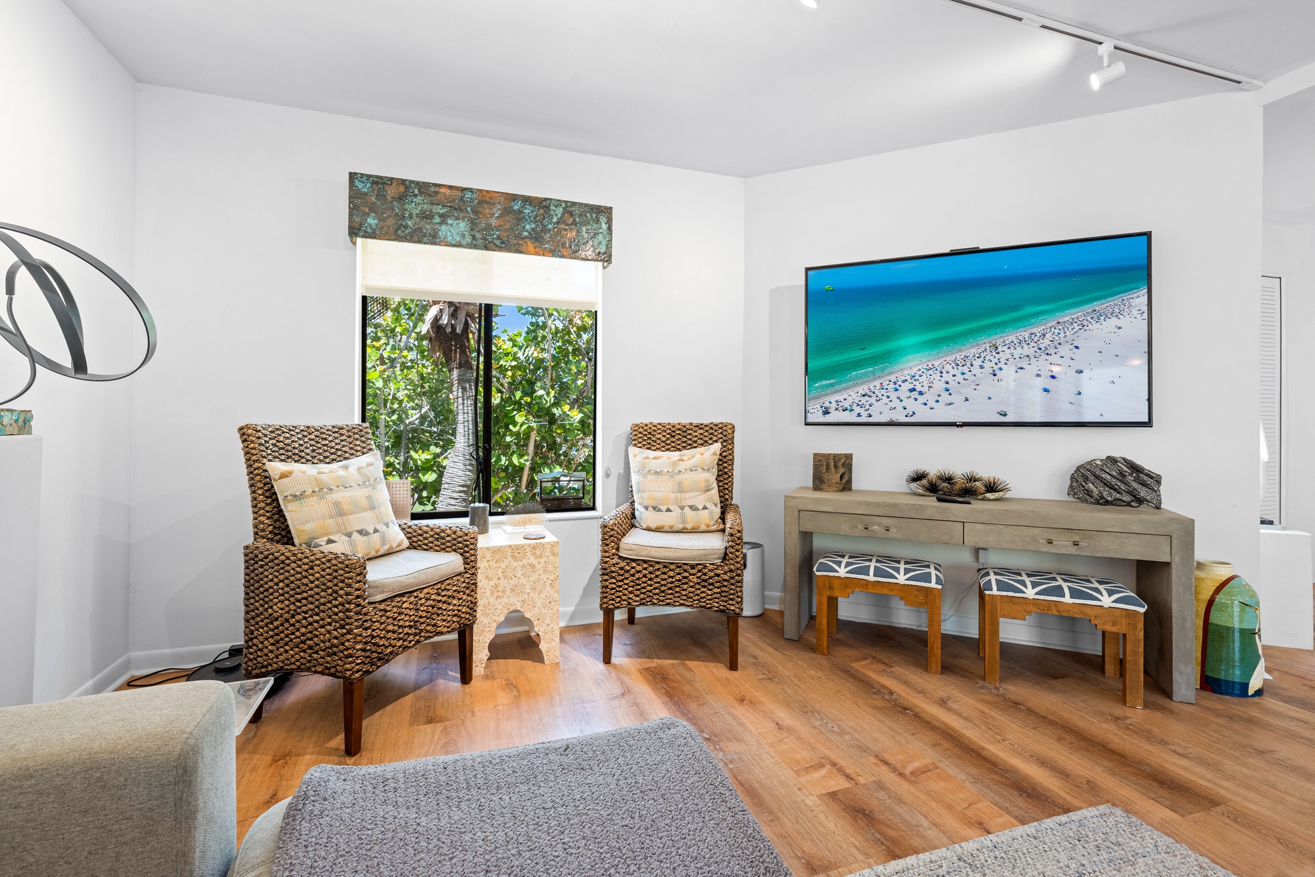 Just Beachy - Unit 3 | Photo 6