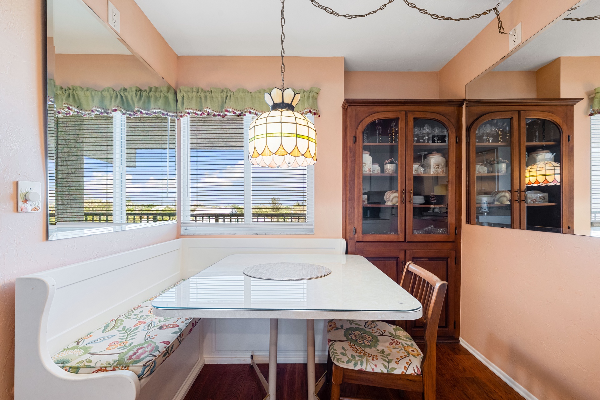 Tivoli by the Sea: 405 | Photo 12