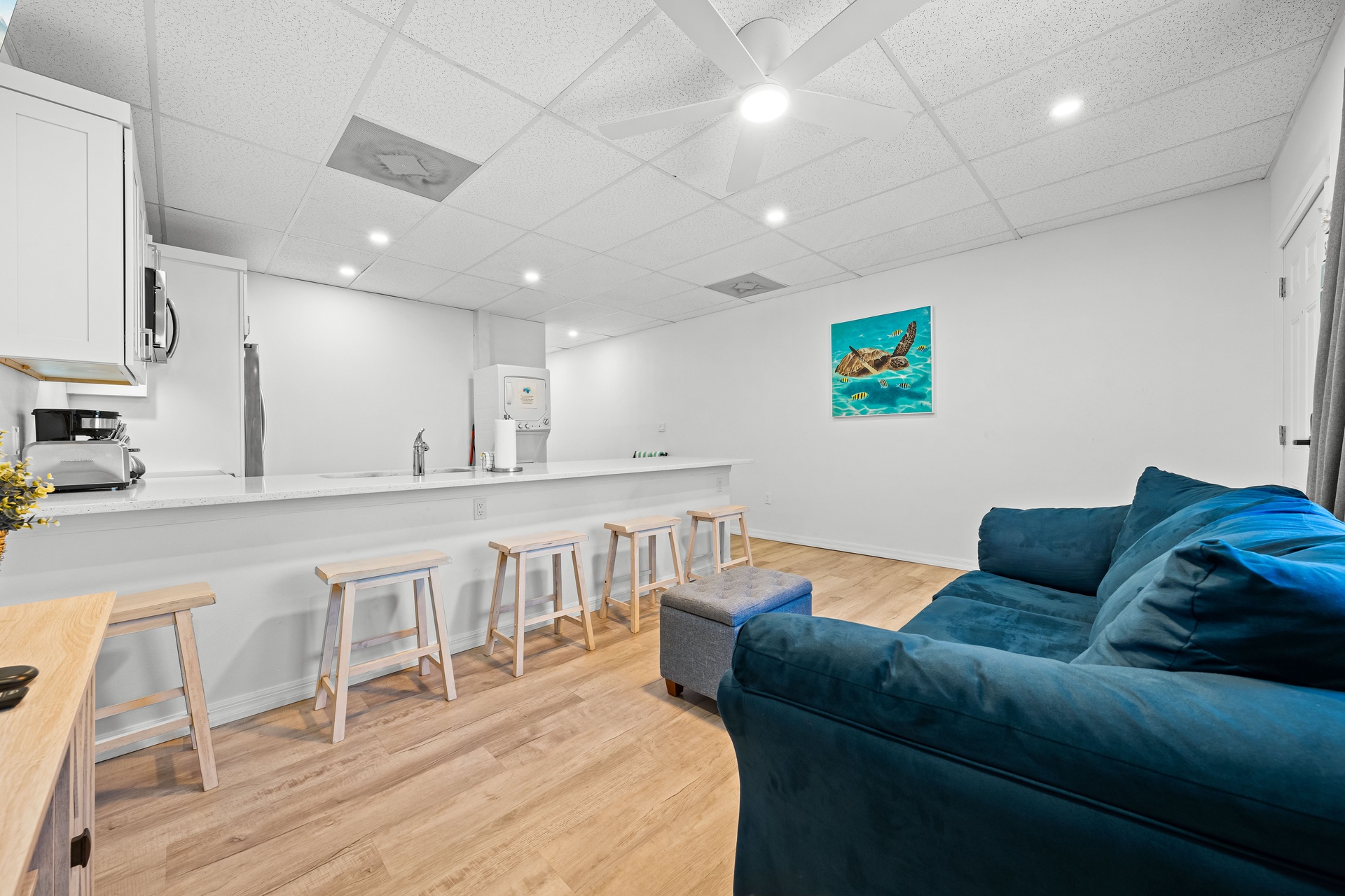 Mallory Squared- Unit A | Photo 4