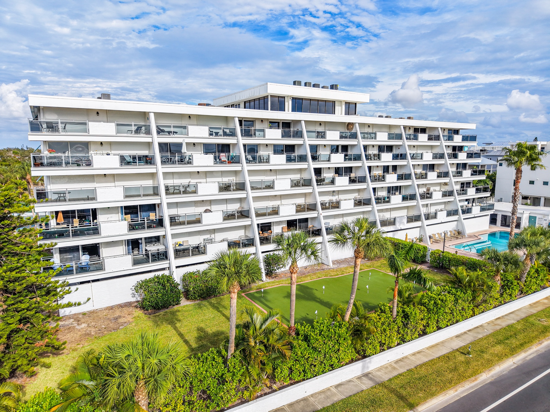 Tivoli by the Sea: 502 | Photo 487