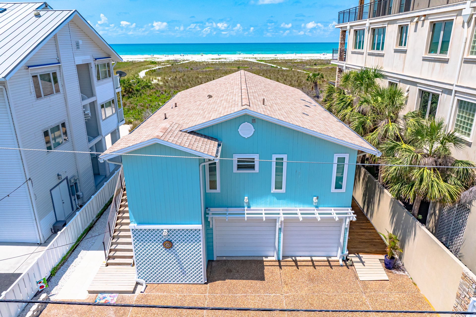 Posh Paradise | Photo 4