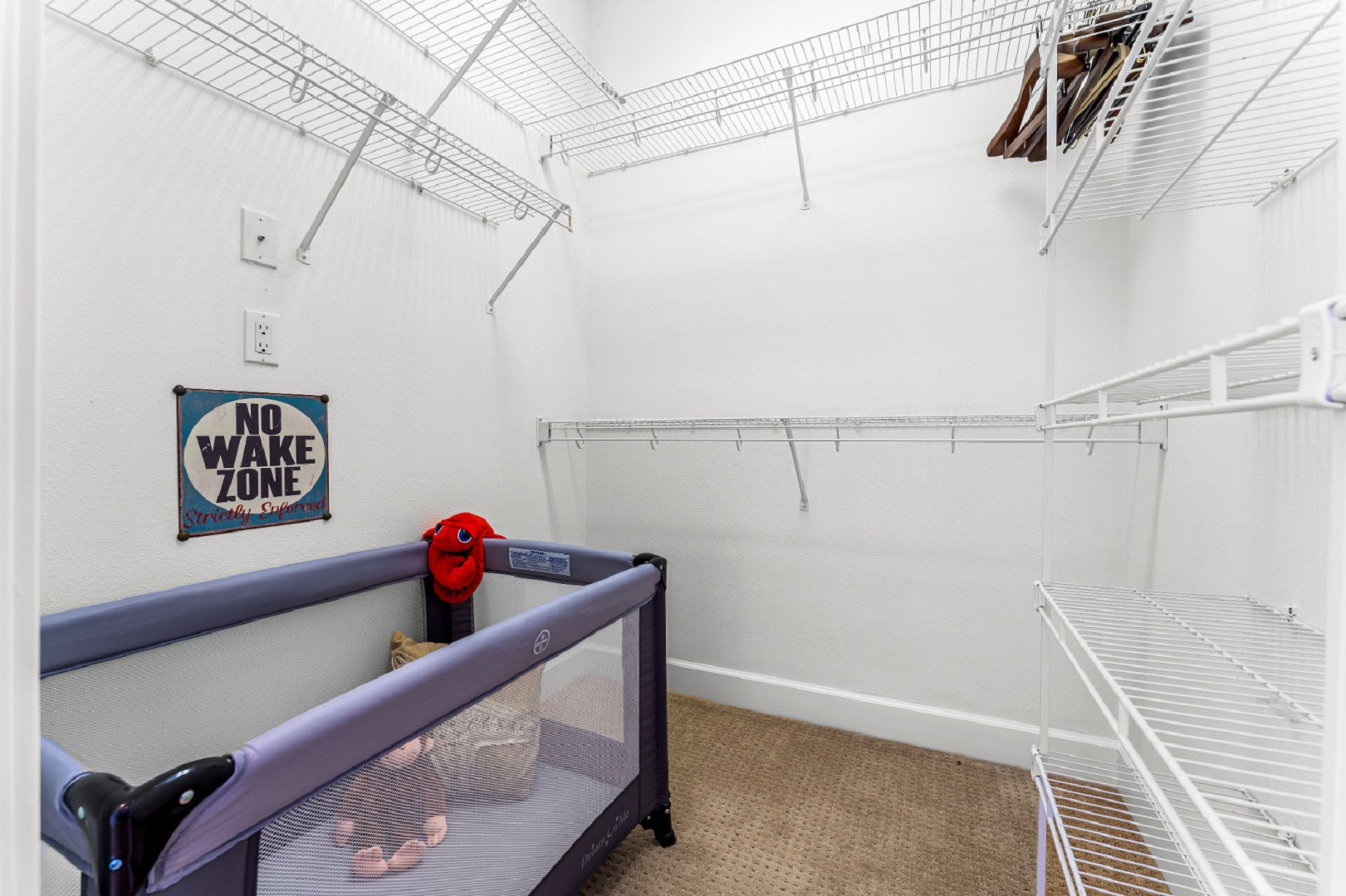 Off the Hook | Photo 26