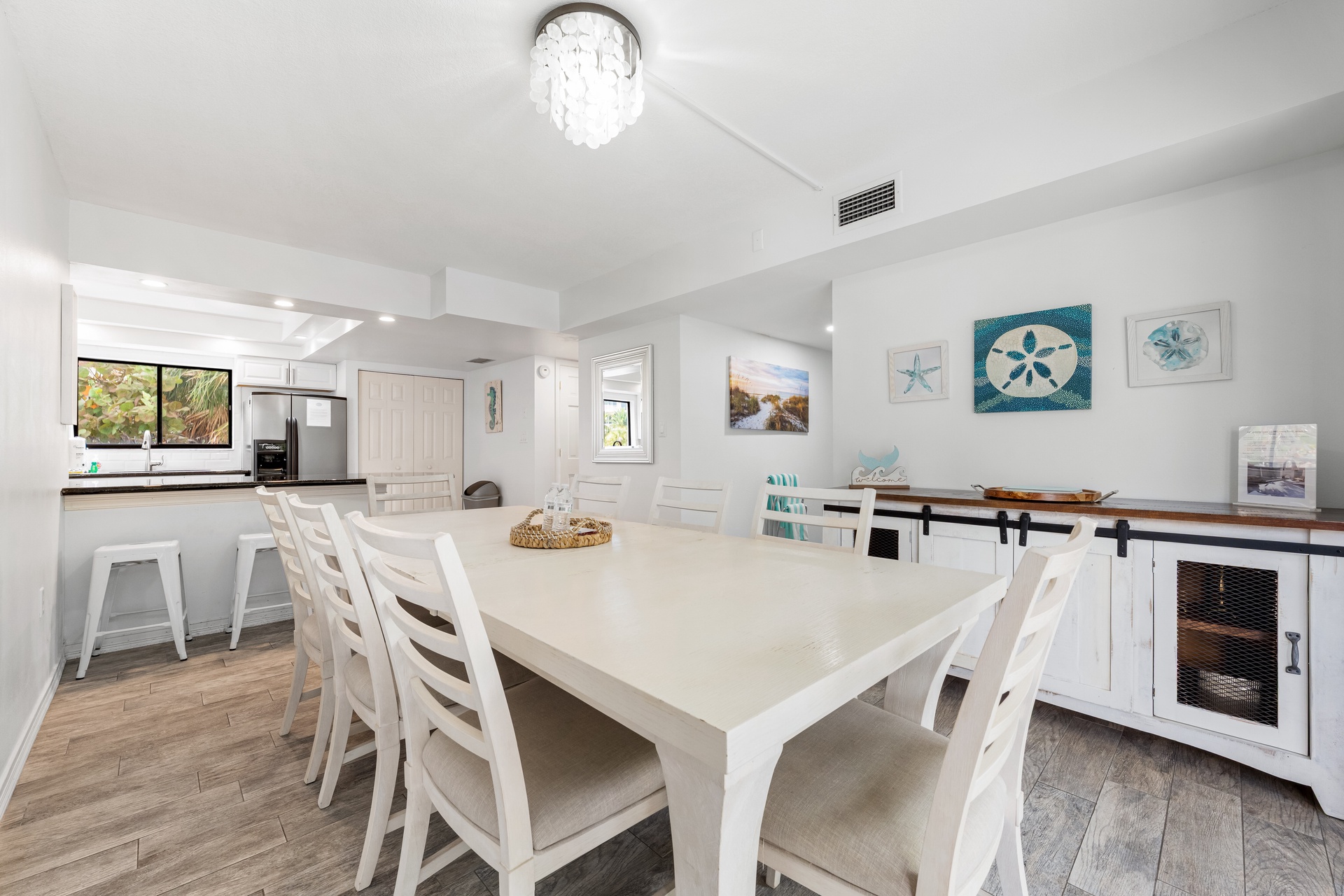 Just Beachy - Unit 5 | Photo 12