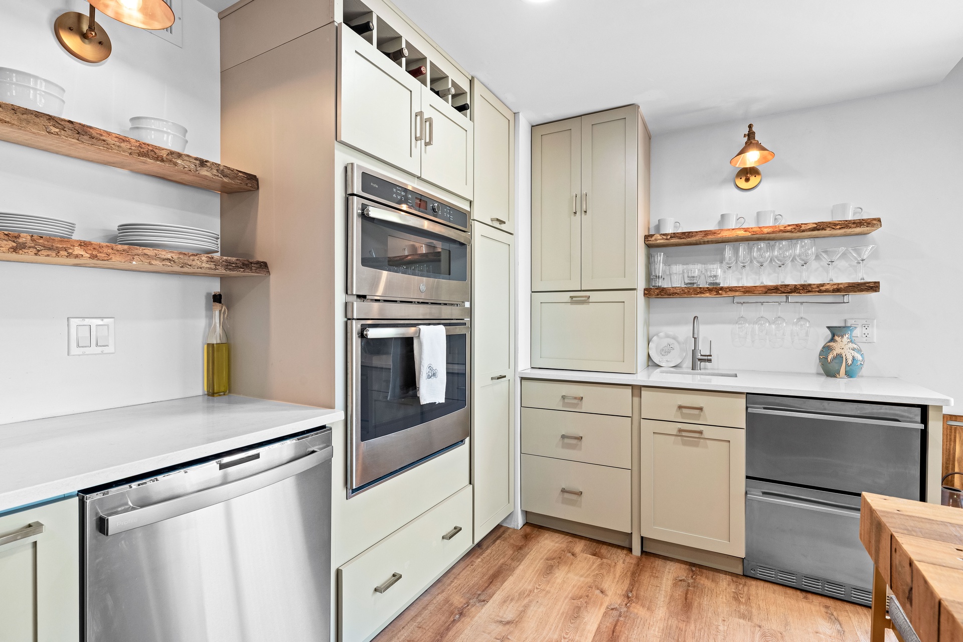 Just Beachy - Unit 3 | Photo 10