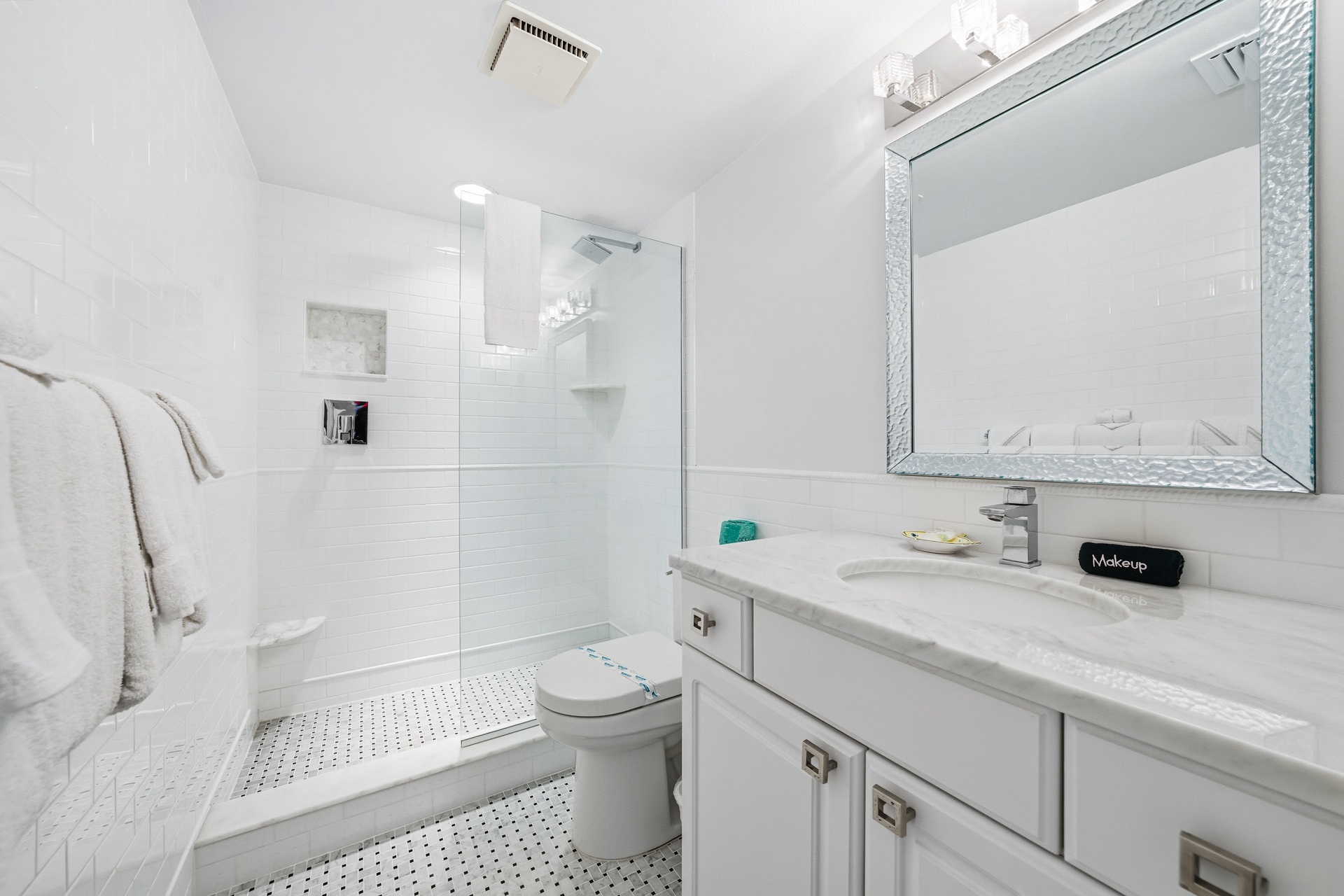 Just Beachy - Unit 4 | Photo 31