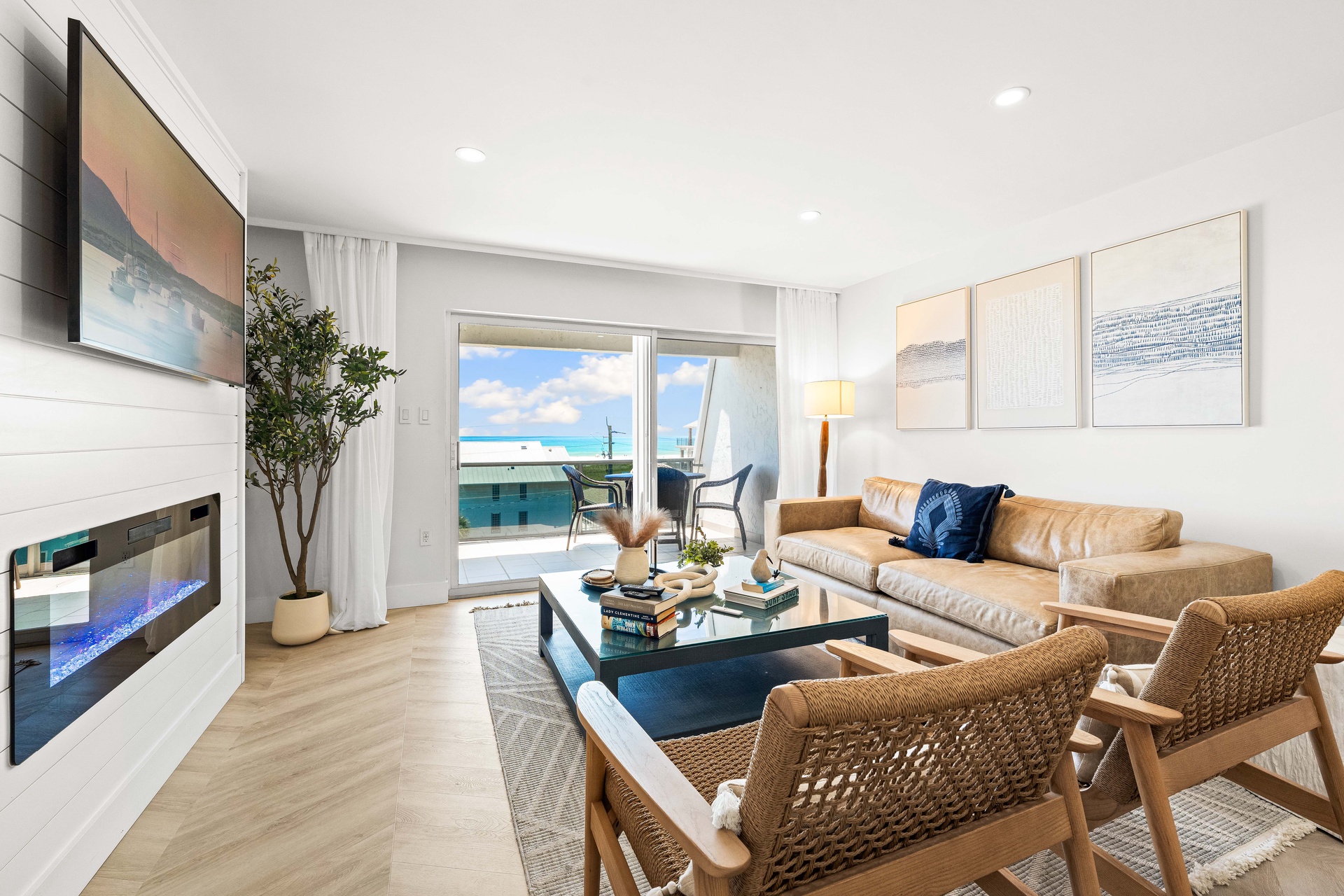 Tivoli by the Sea: 504 | Photo 5