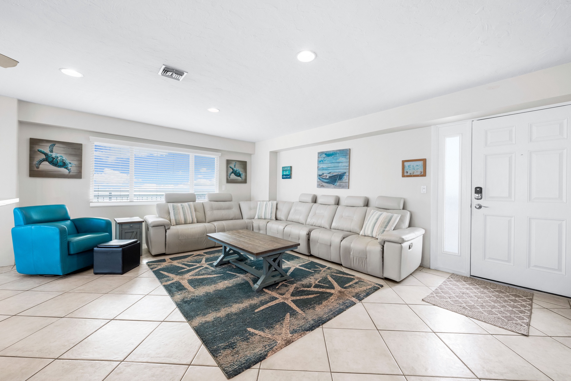 Jamaica Royale Beachfront Tower - 802 | Photo 14