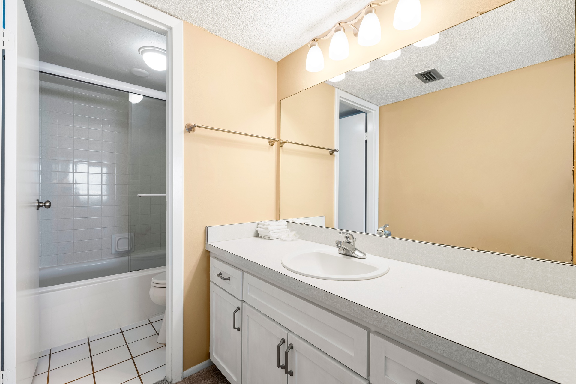 Tivoli by the Sea: 503 | Photo 24