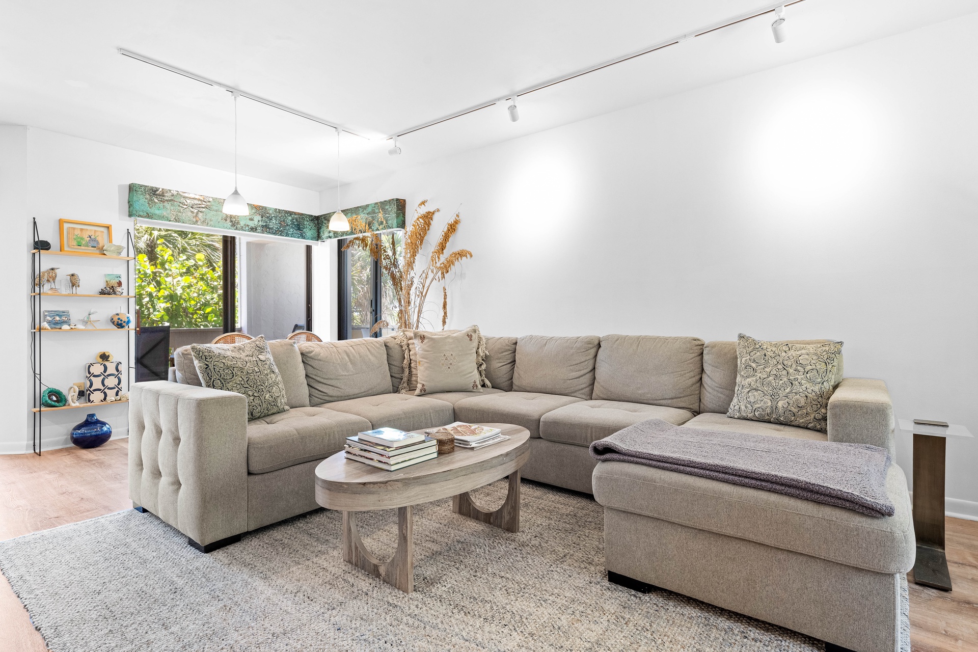 Just Beachy - Unit 3 | Photo 7