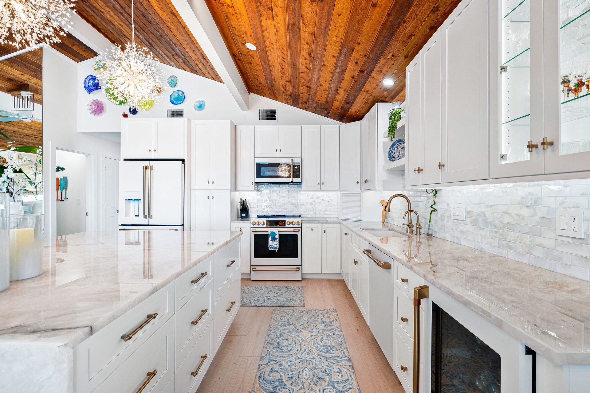 Posh Paradise | Photo 16