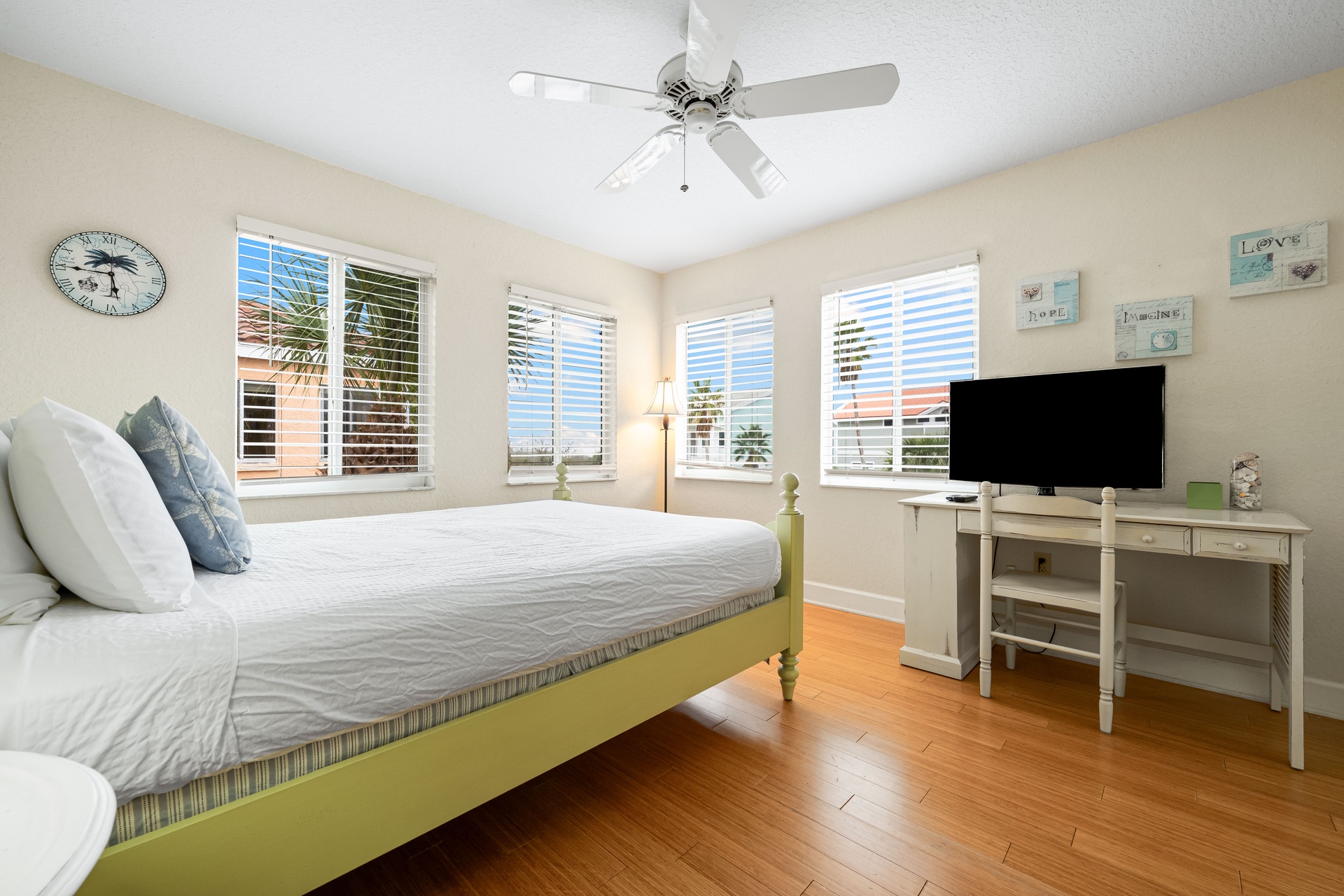 Seahorse Cove | Photo 26