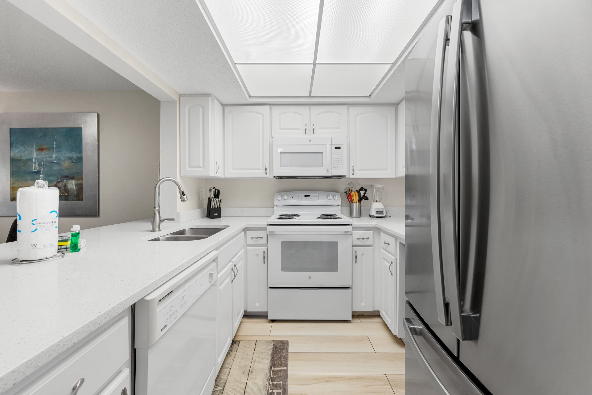 Palm Bay Club - 343 Bayside | Photo 3