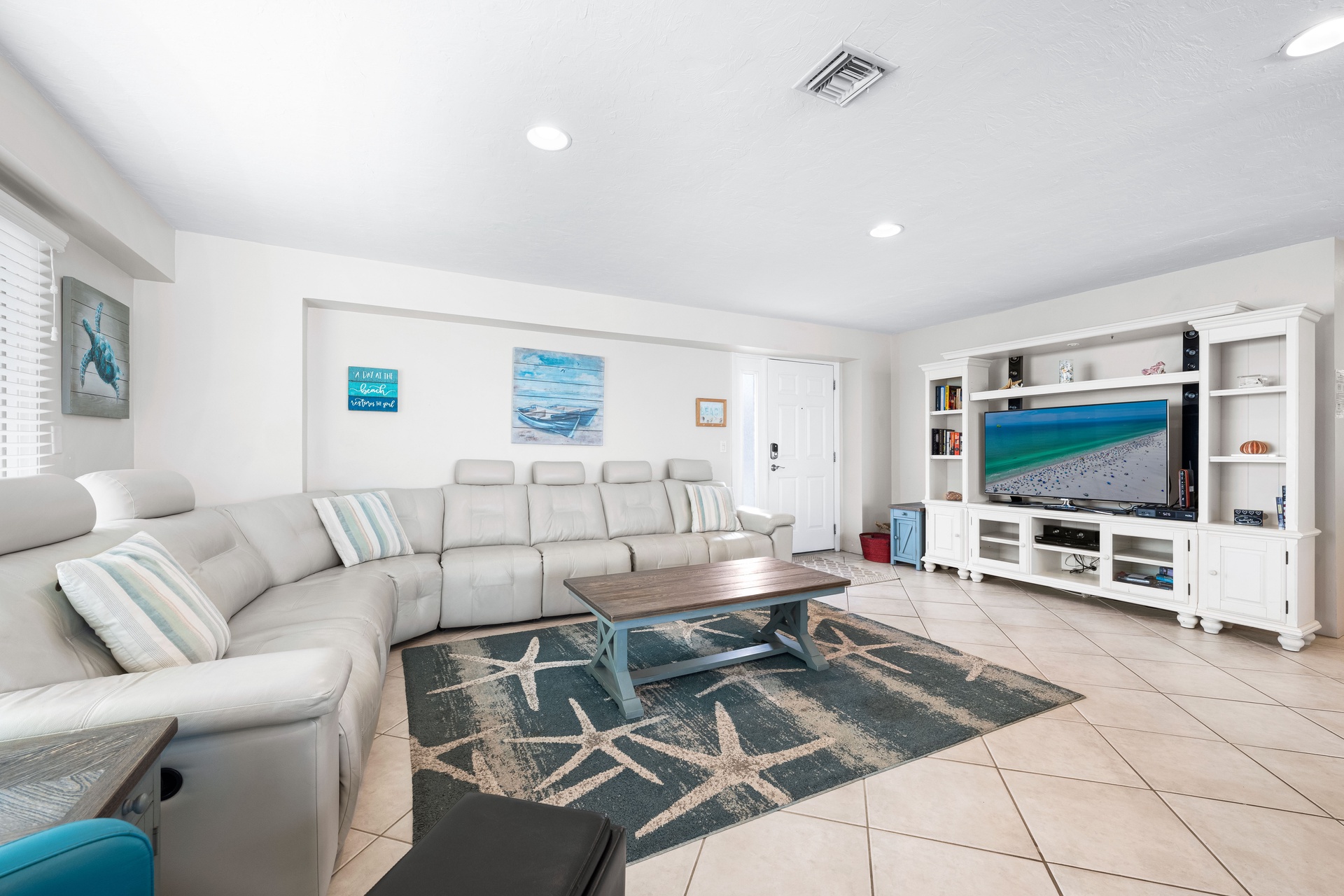 Jamaica Royale Beachfront Tower - 802 | Photo 15