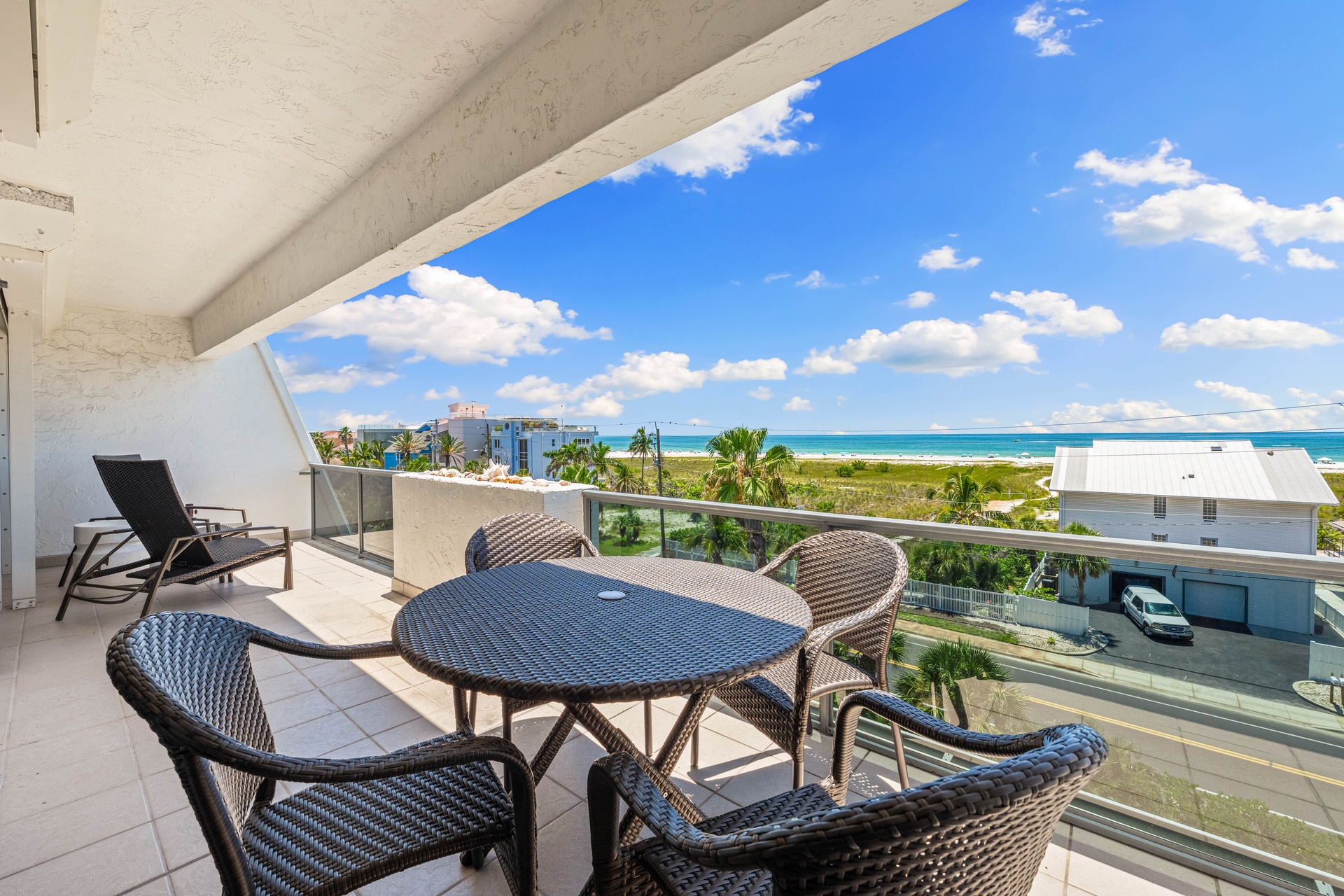 Tivoli by the Sea: 504 | Photo 2