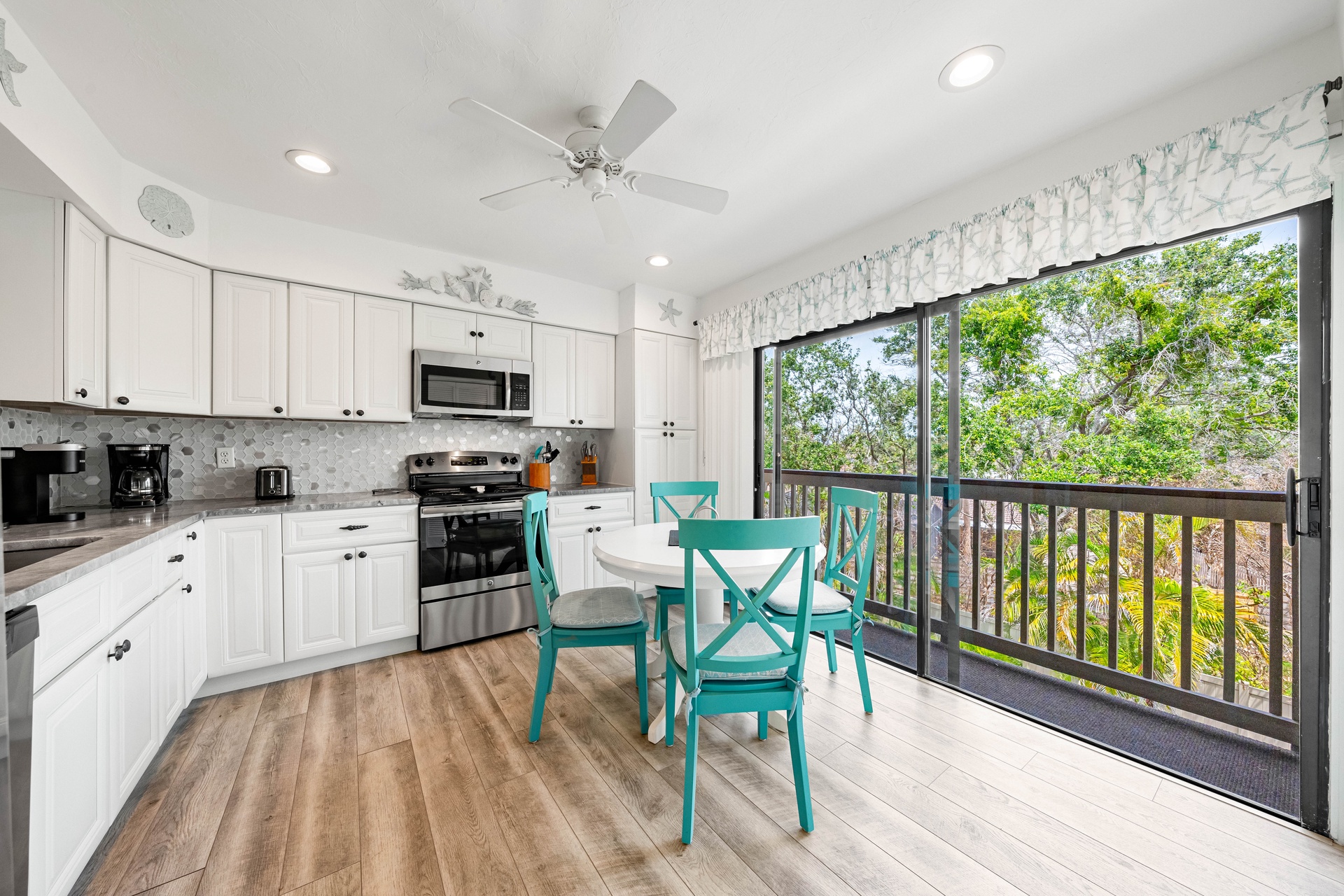 Lake House at the Beach - C206 | Photo 15