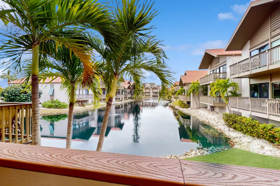 Lake House at the Beach - C117