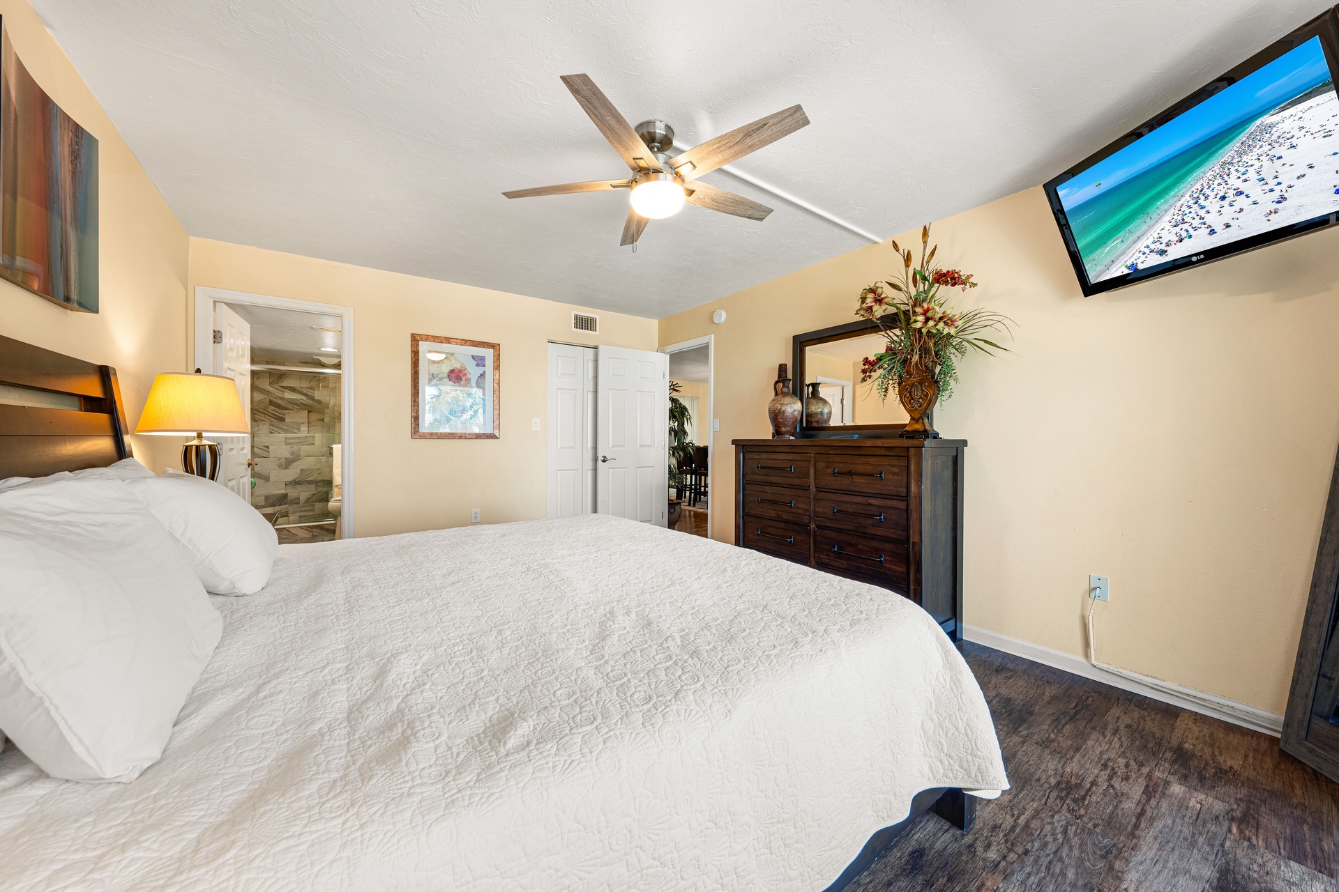 Tivoli by the Sea: 207 | Photo 20