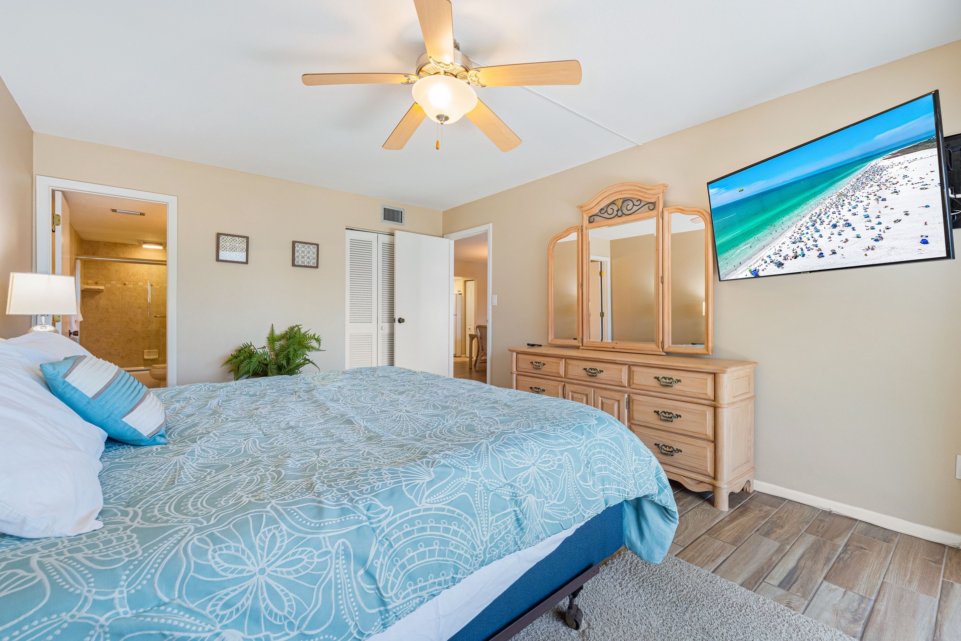 Tivoli by the Sea: 203 | Photo 19