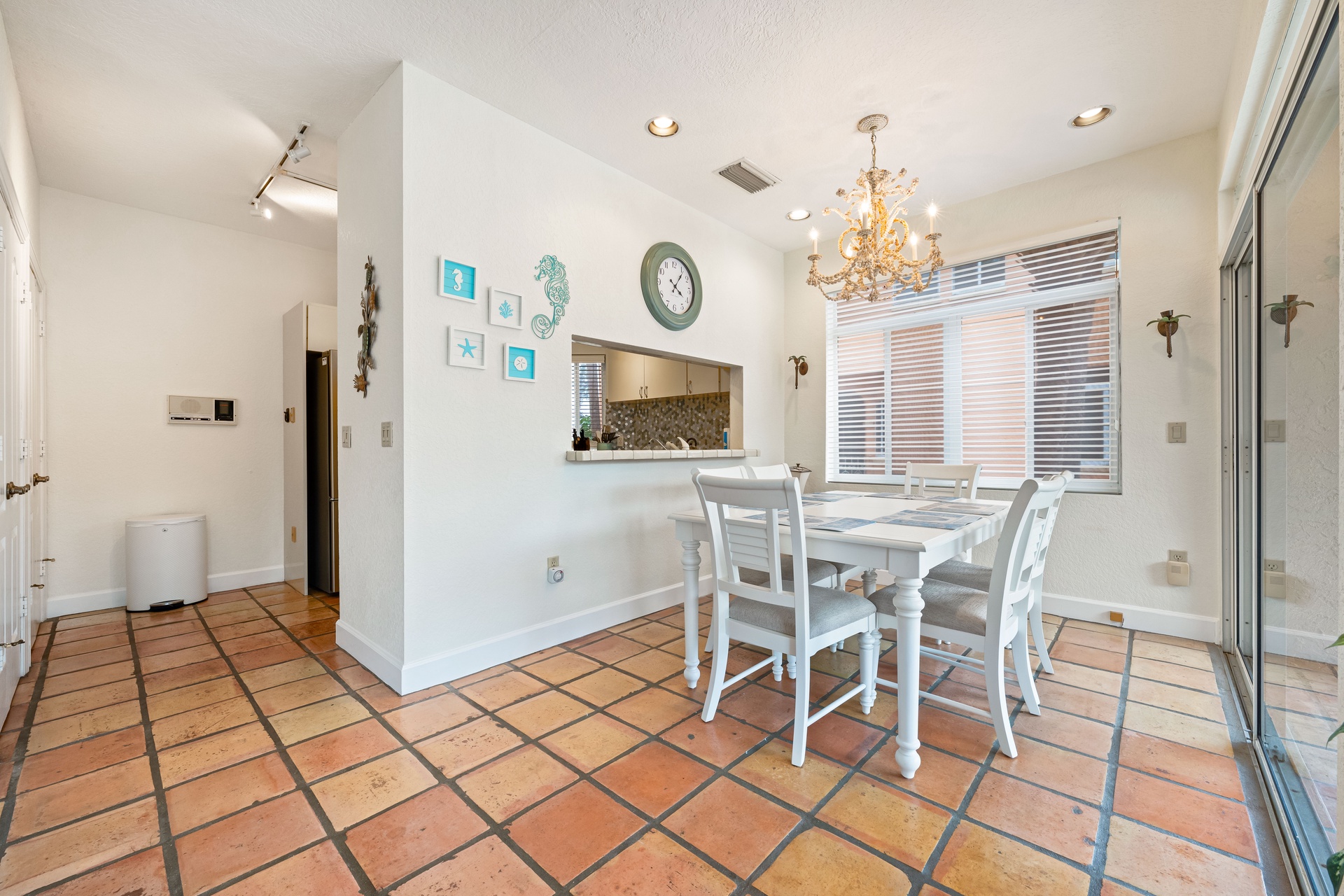 Seahorse Cove | Photo 12