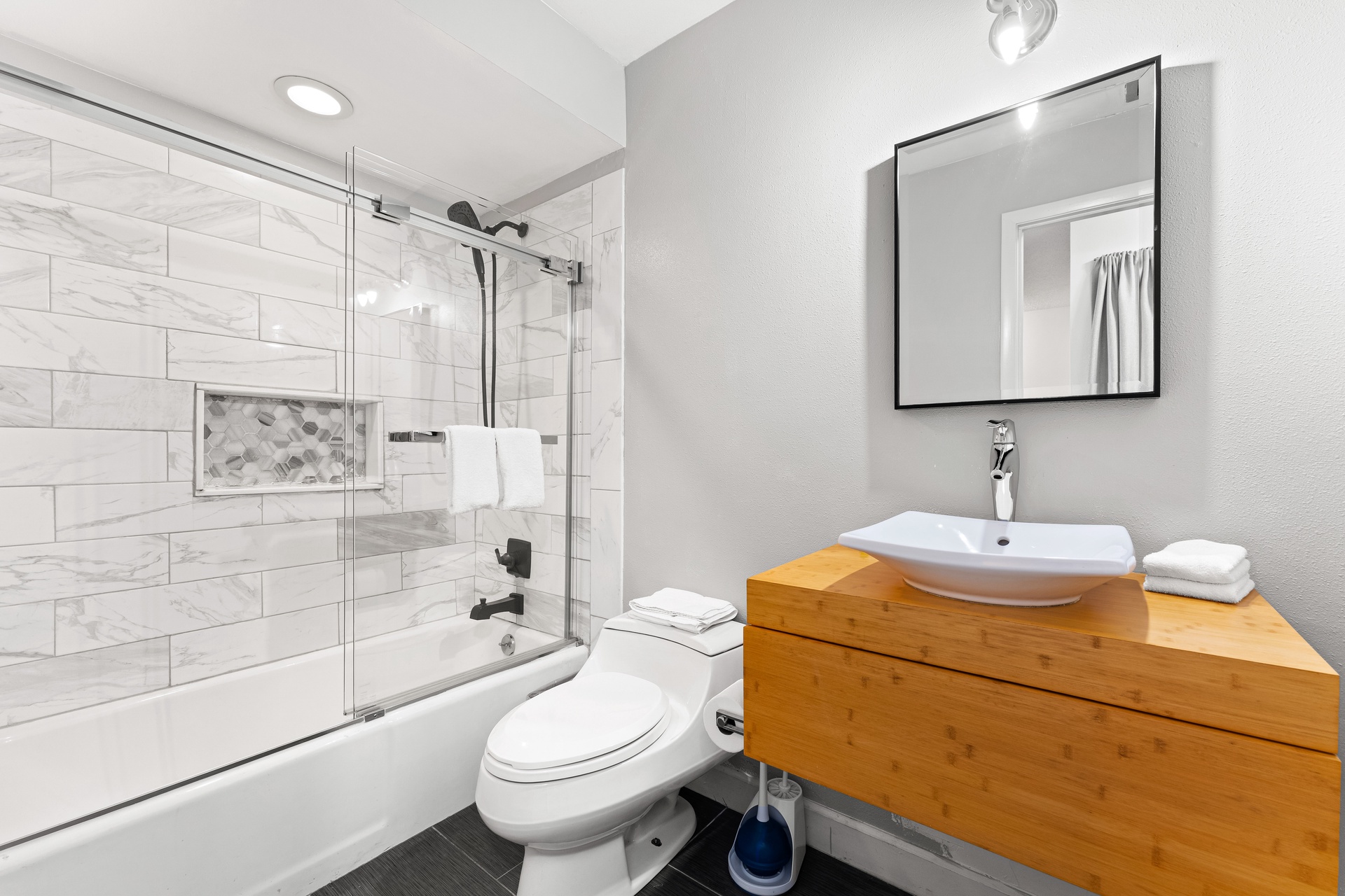 Just Beachy - Unit 5 | Photo 20