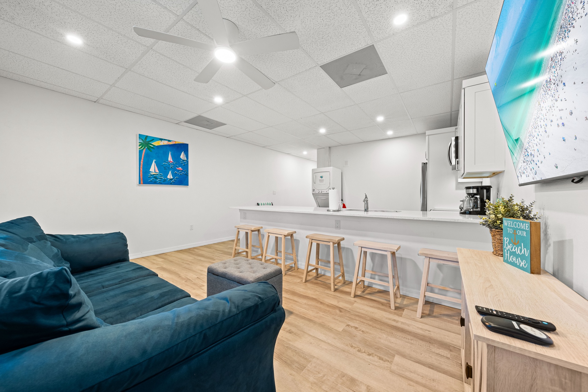 Mallory Squared- Unit B | Photo 4