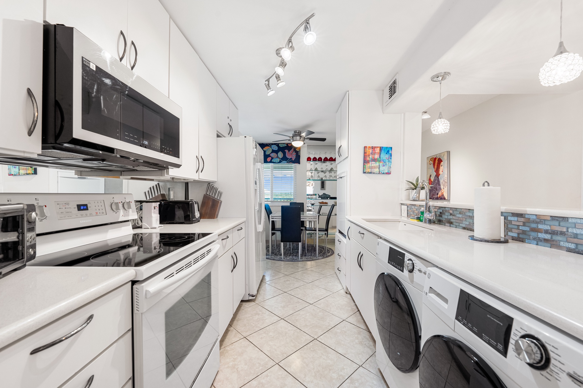 Tivoli by the Sea: 601 | Photo 11