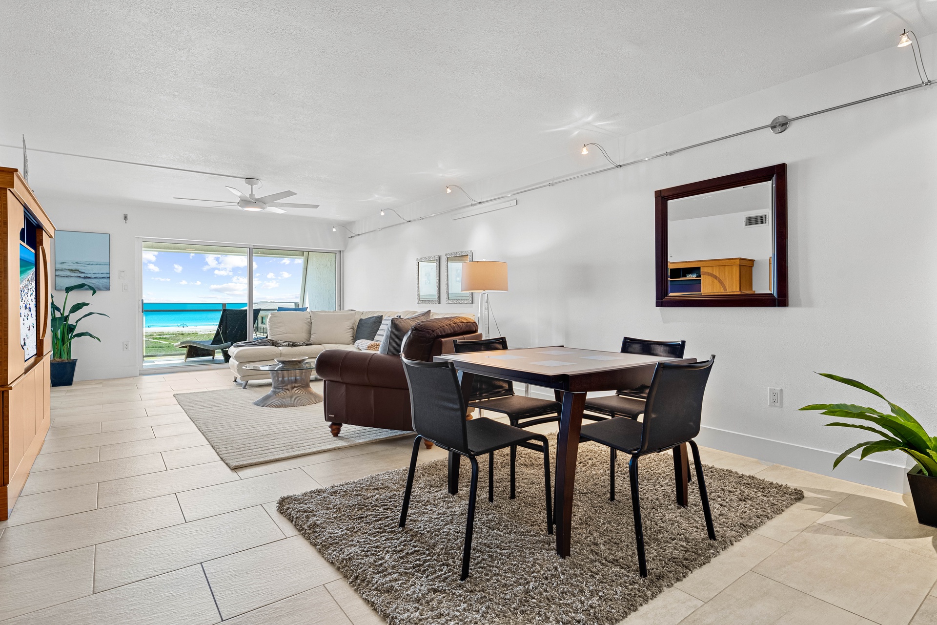 Tivoli by the Sea: 602 | Photo 2