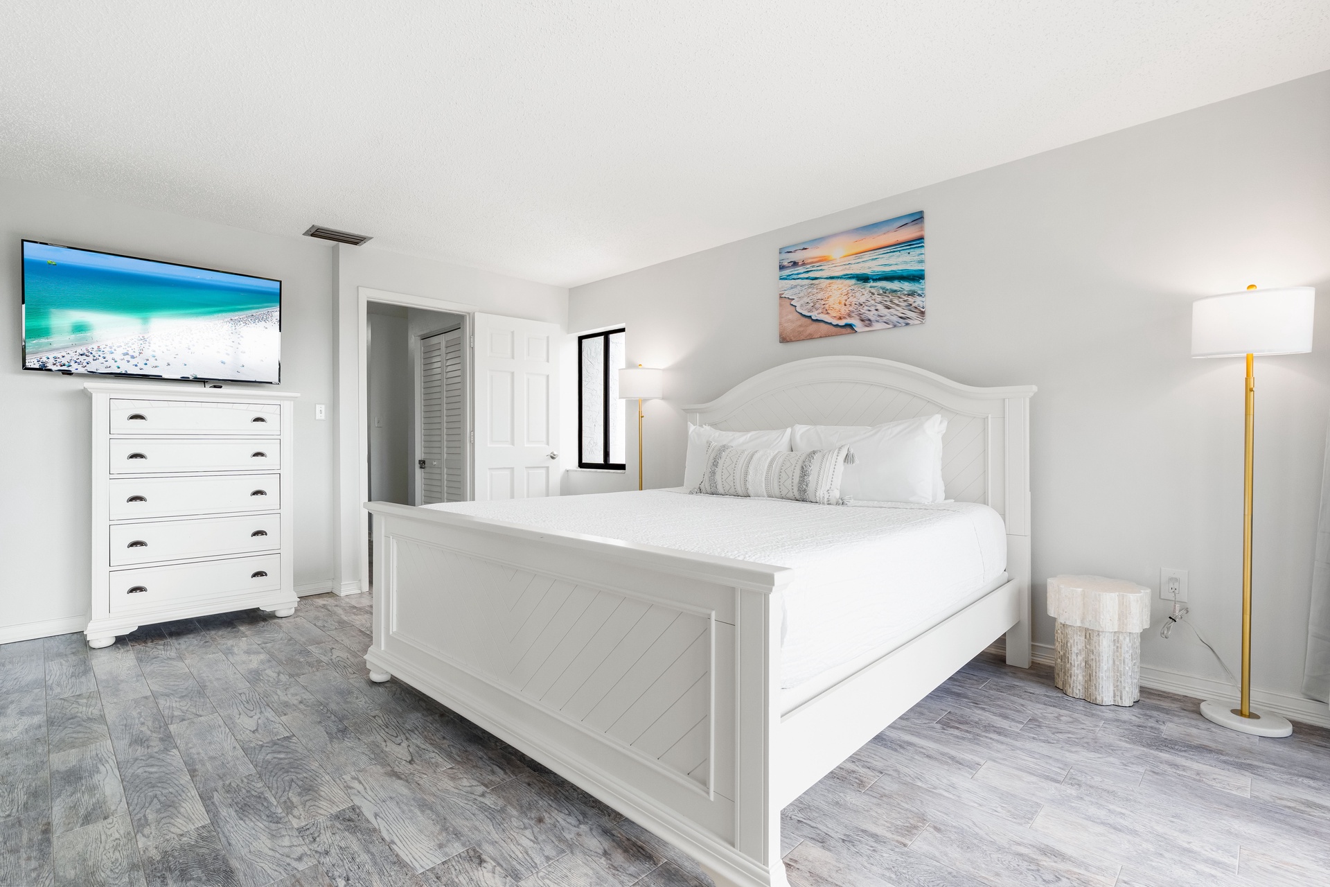 Just Beachy - Unit 5 | Photo 16