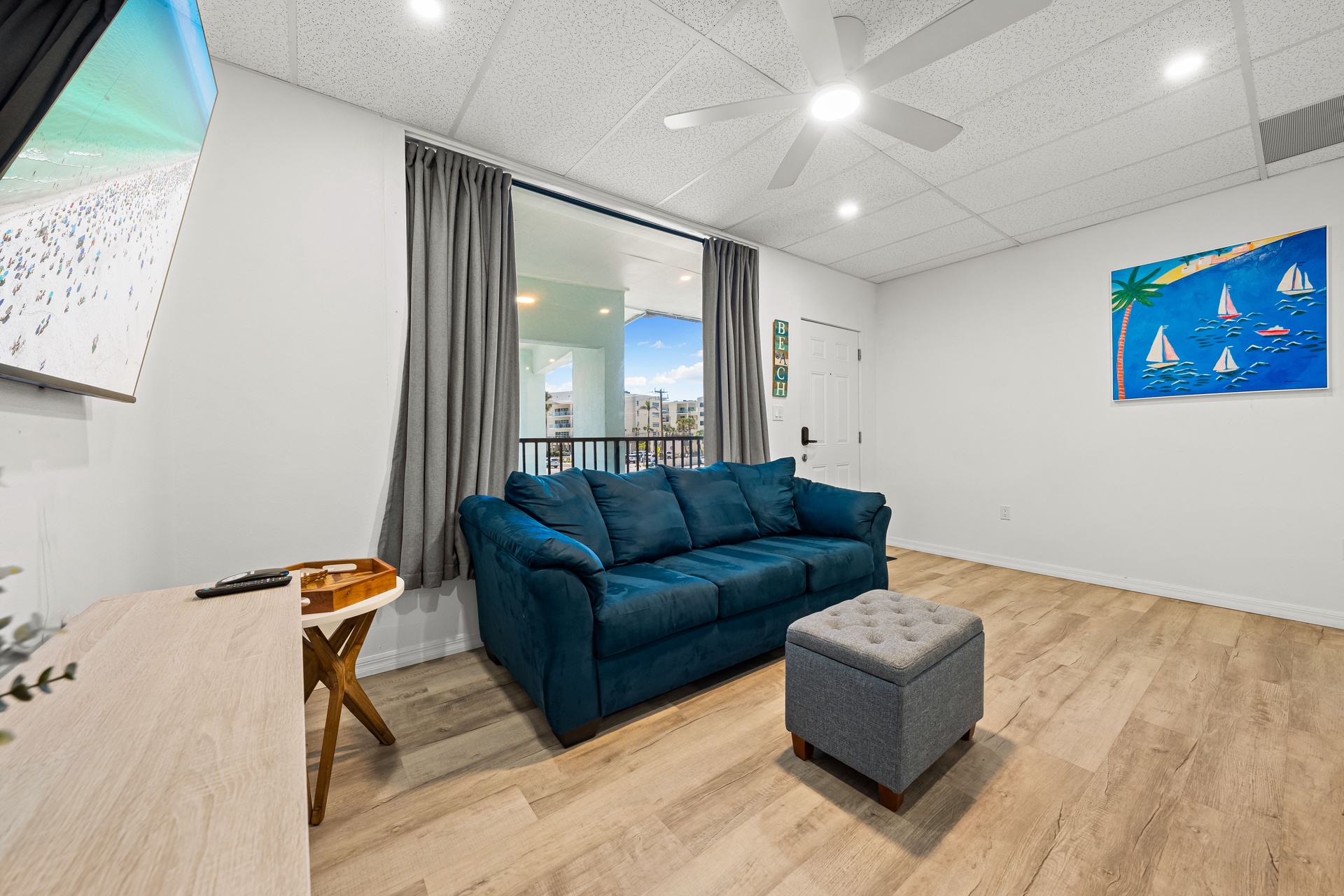 Mallory Squared- Unit B | Photo 3