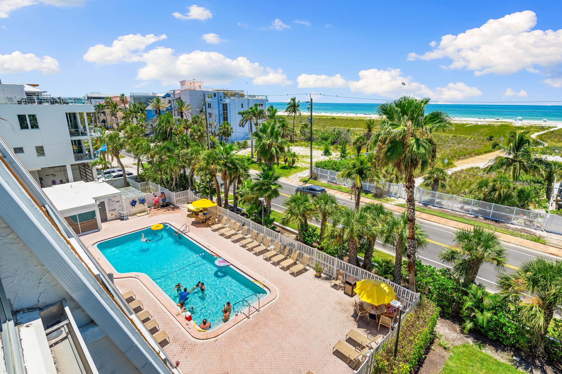 Tivoli by the Sea: 504 | Photo 9