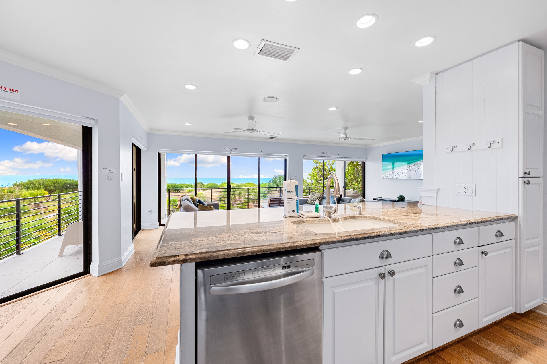 Just Beachy - Unit 2 | Photo 19