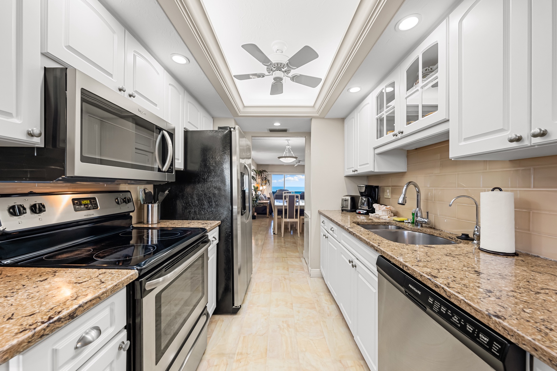 Tivoli by the Sea: 607 | Photo 10