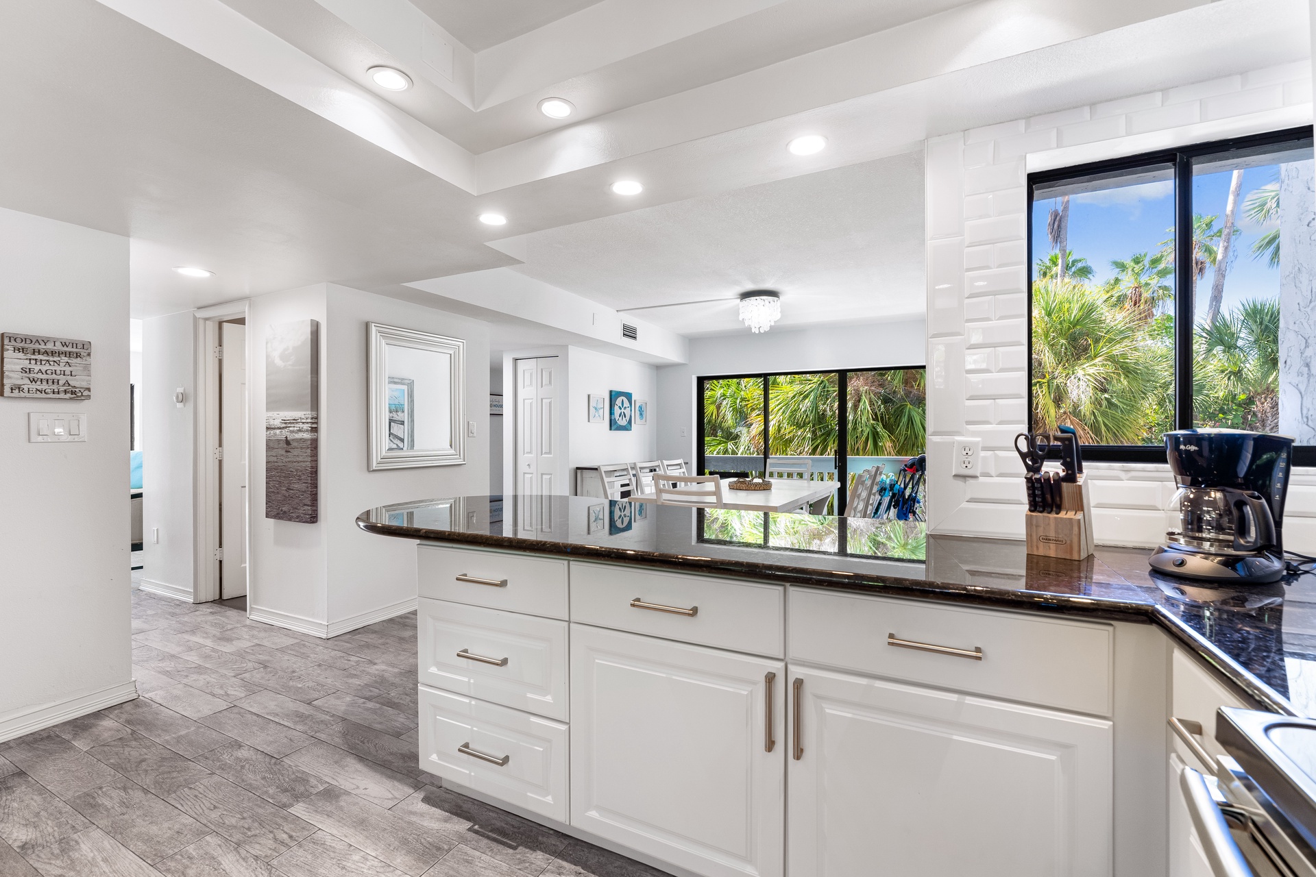 Just Beachy - Unit 5 | Photo 8