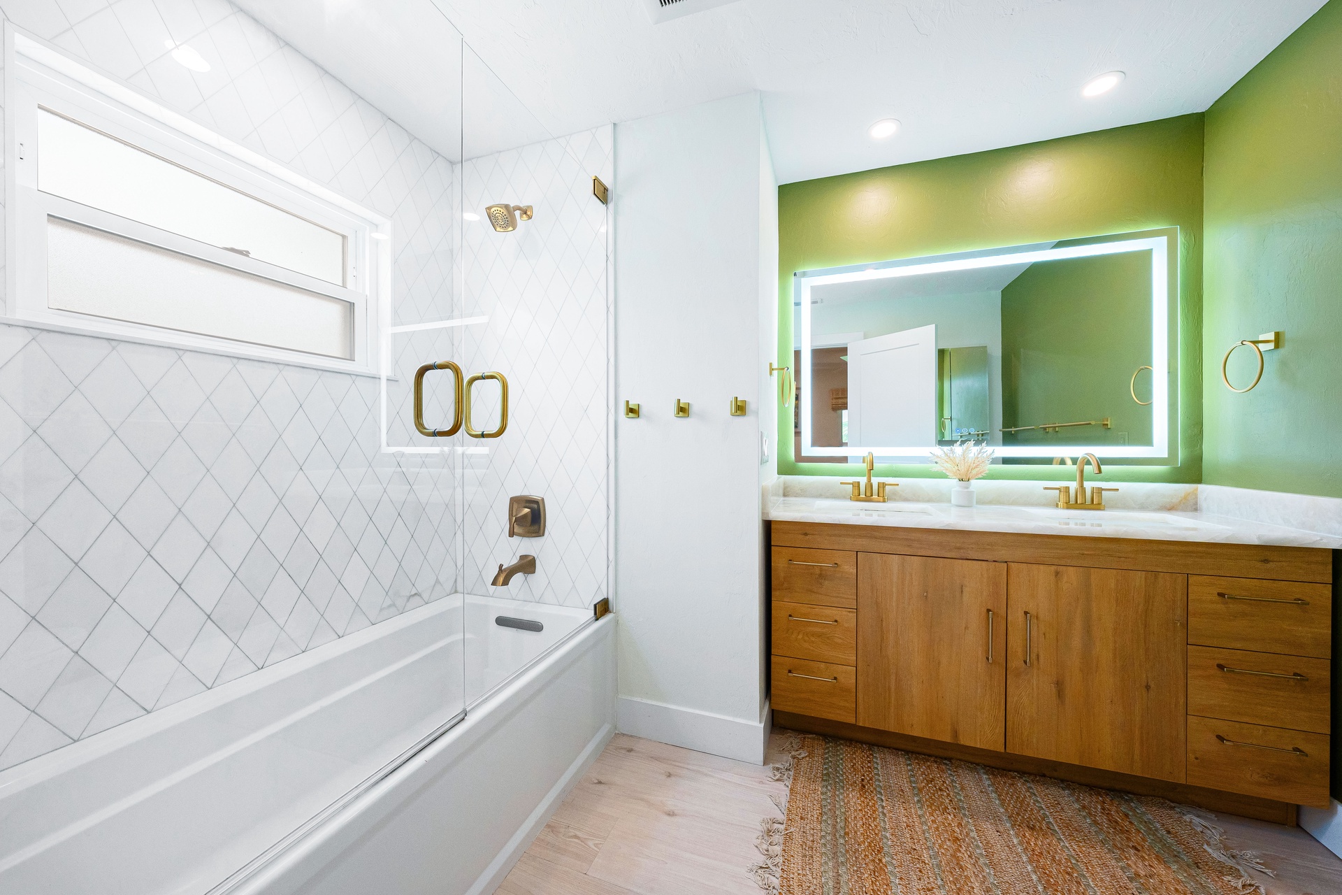 Posh Paradise | Photo 34