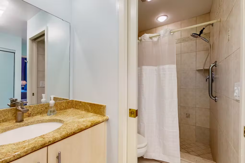 Lake House at the Beach - C117 | Photo 10