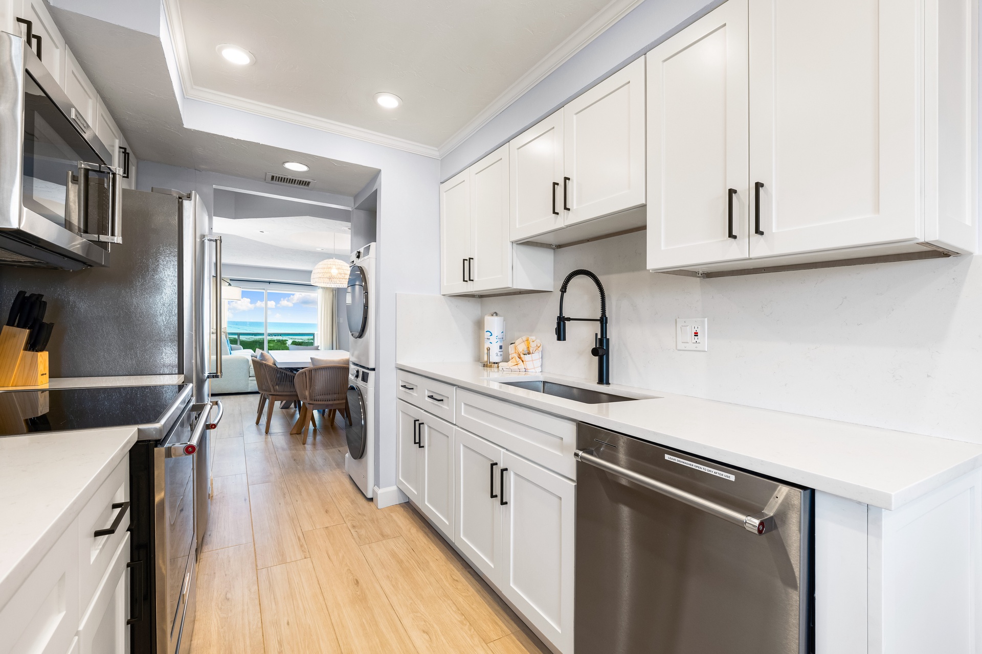 Tivoli by the Sea: 407 | Photo 17