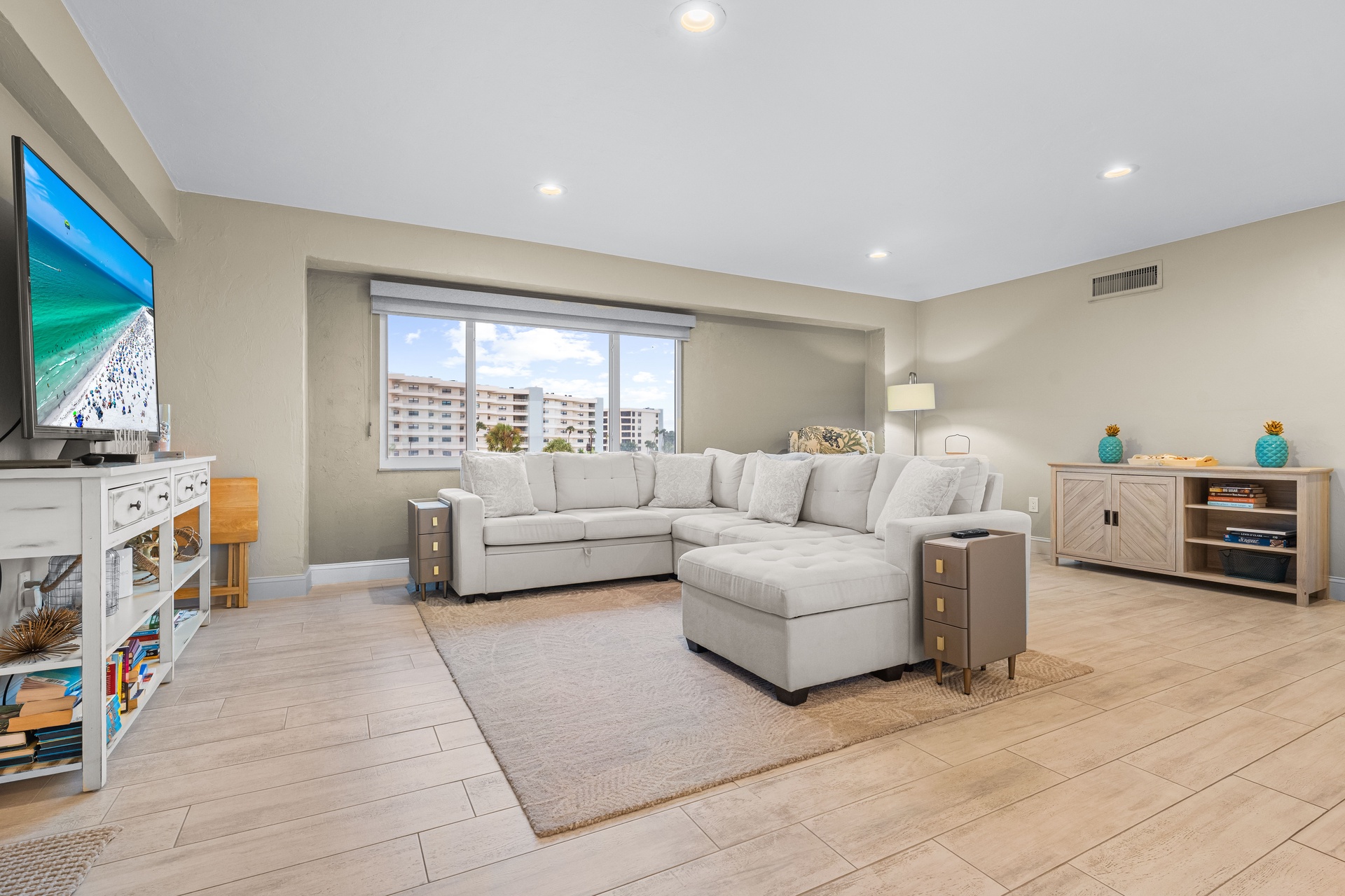 Jamaica Royale Beachfront Tower - 305 | Photo 1