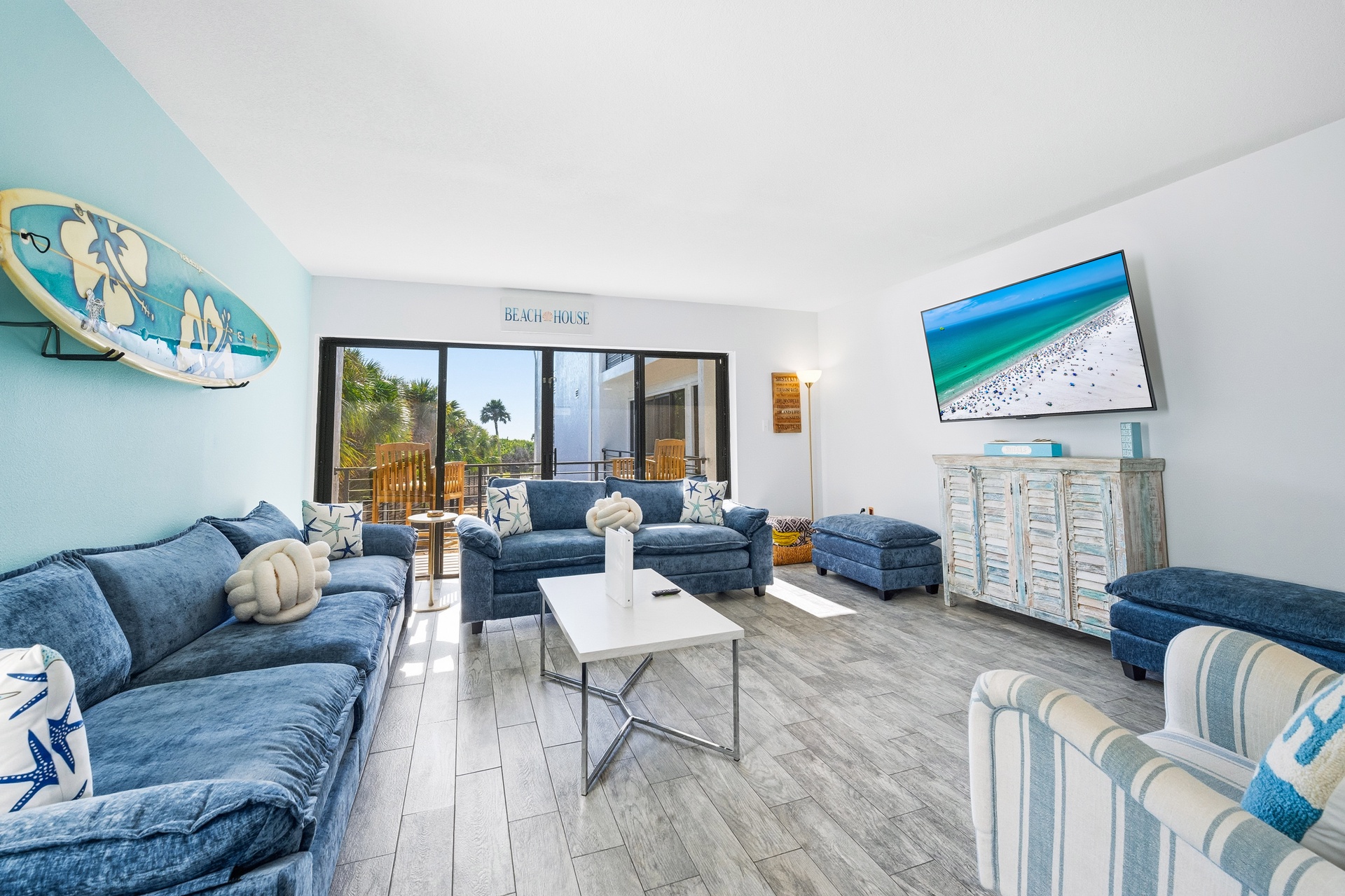 Just Beachy - Unit 5 | Photo 2