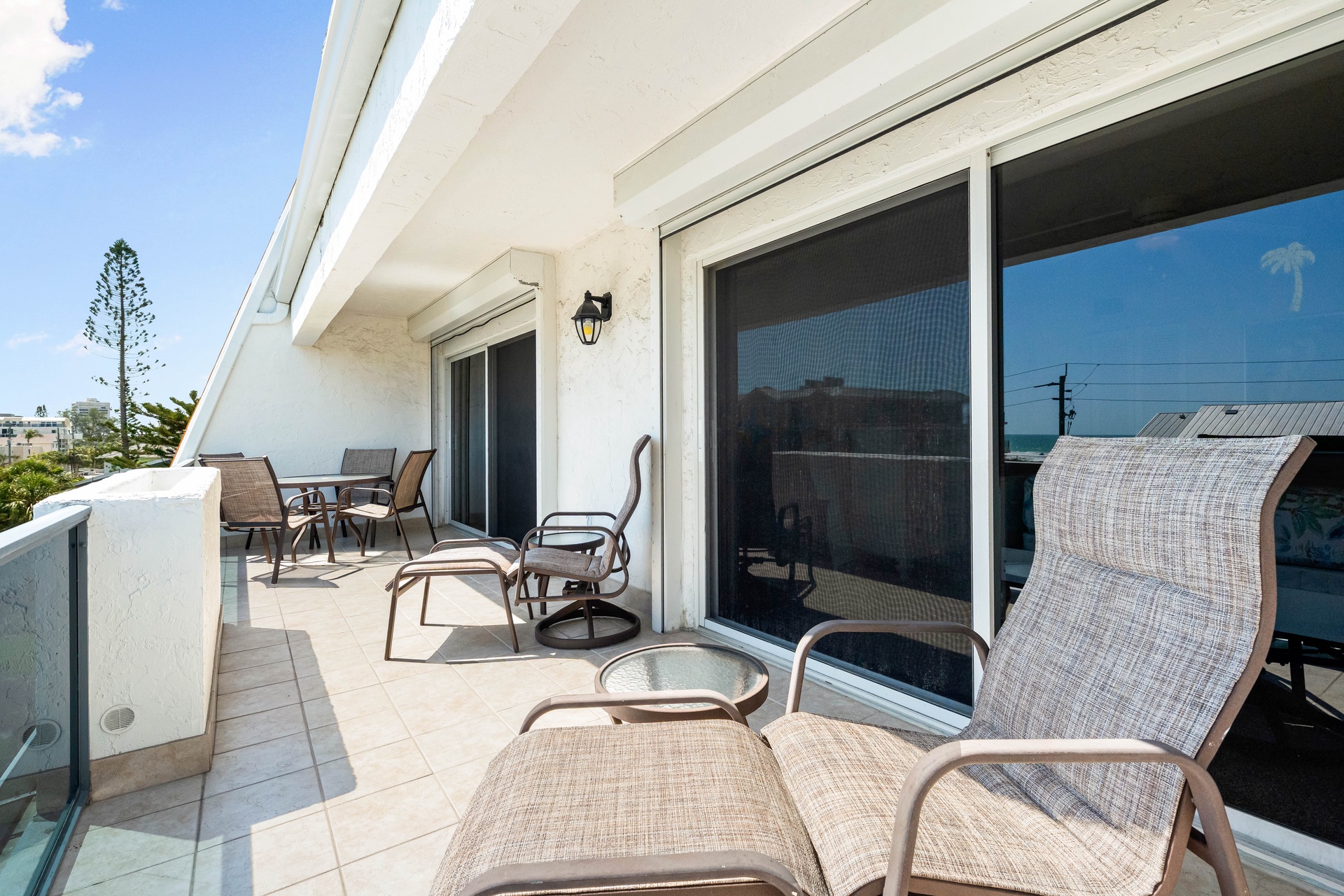 Tivoli by the Sea: 404 | Photo 7