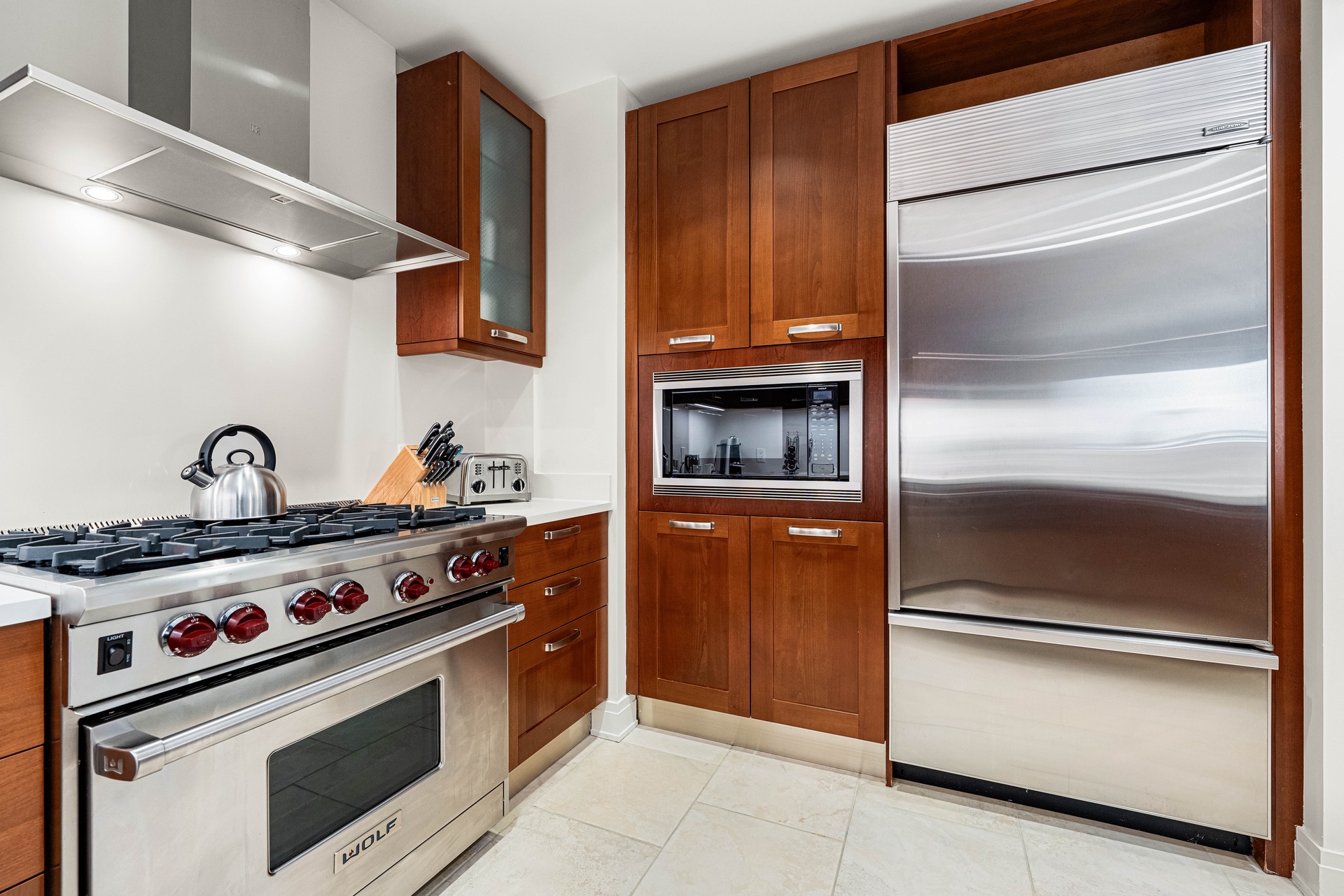 Beach Residence, The Hyatt - 610 | Photo 14
