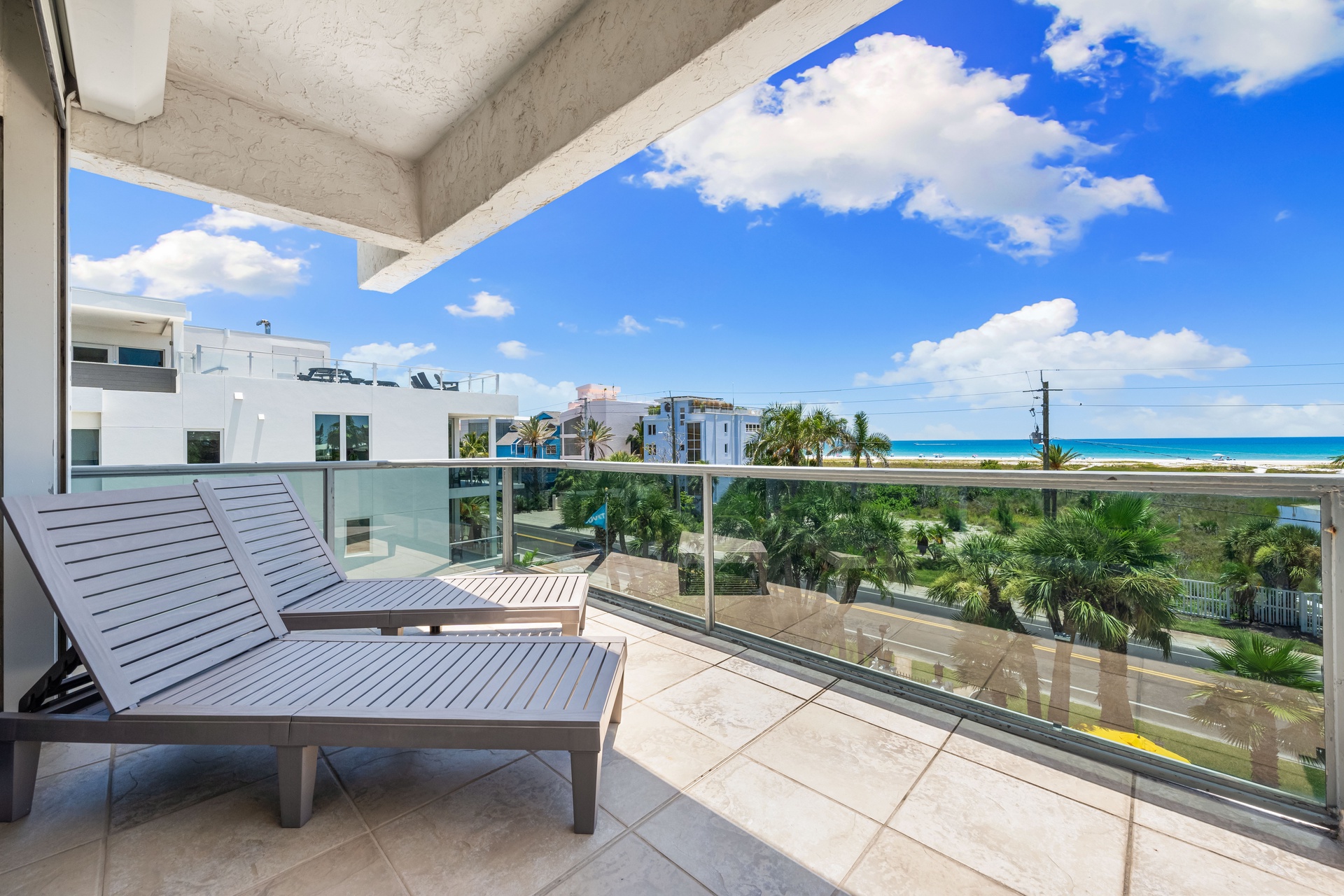 Tivoli by the Sea: 407 | Photo 11