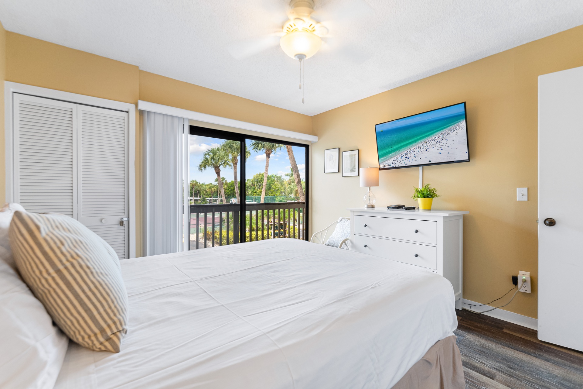 Lake House at the Beach - C103 | Photo 27