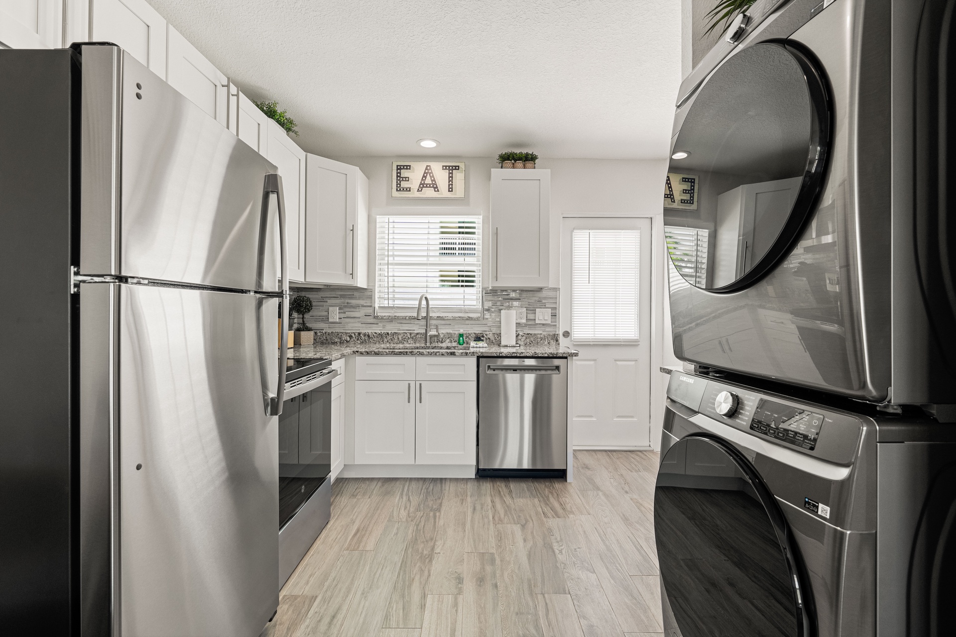 Sun and Sea - 2 | Photo 8