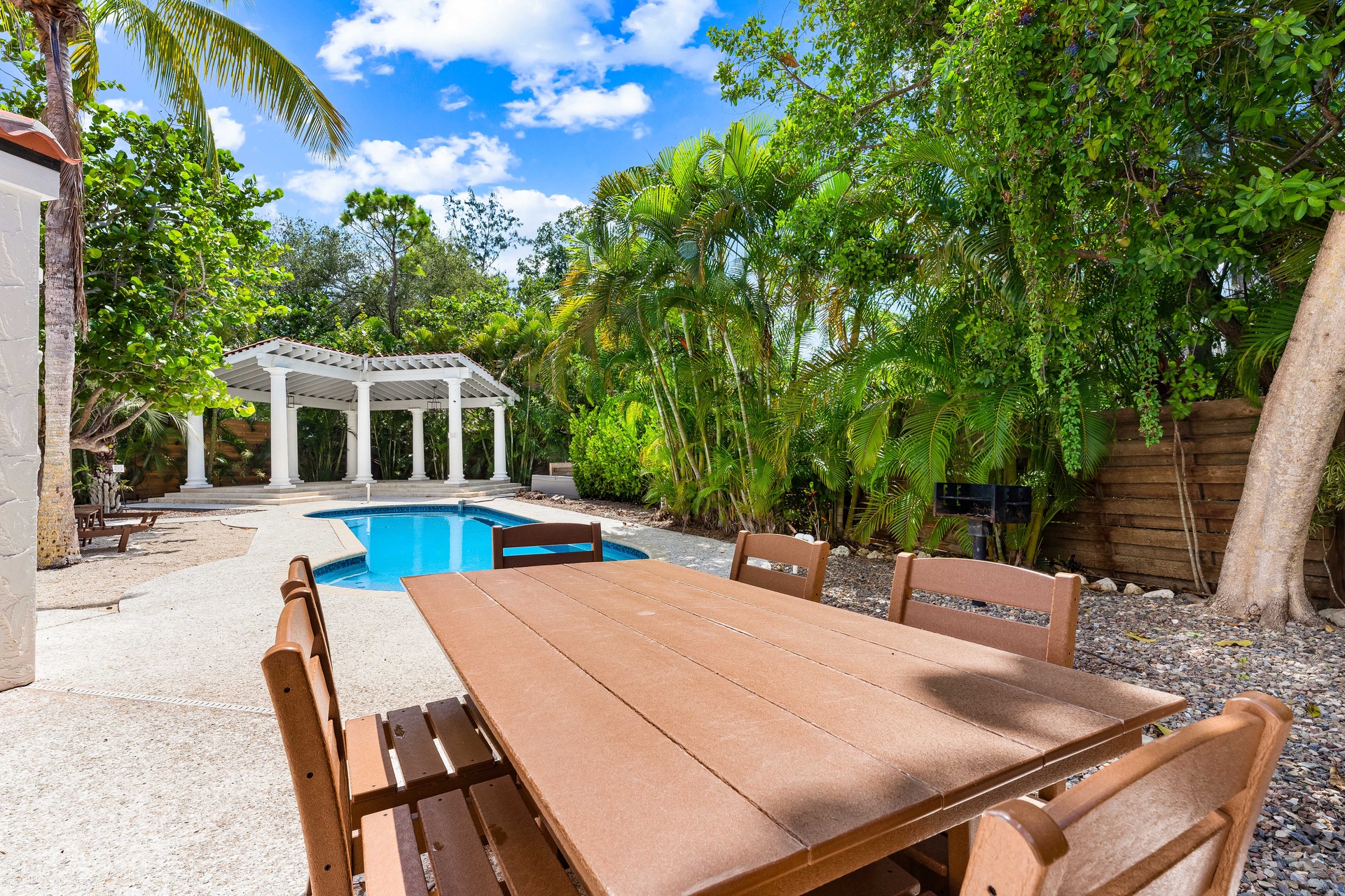 Crescent Cove - A Crescent Beach Villa | Photo 4