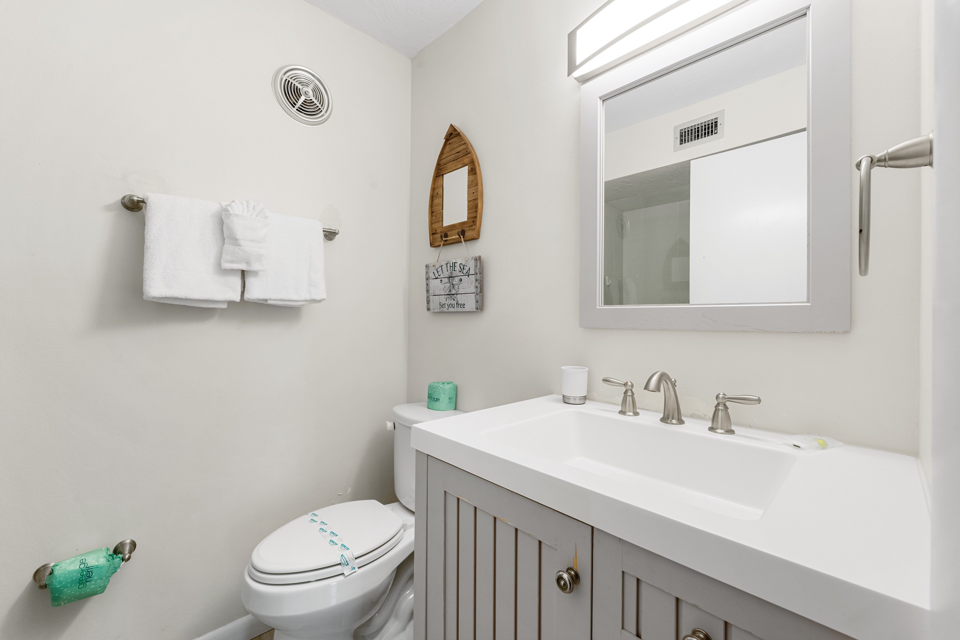 Palm Bay Club - 343 Bayside | Photo 21