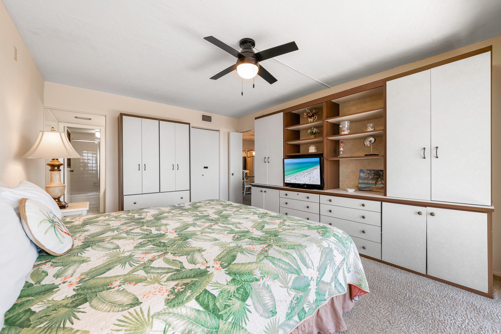 Tivoli by the Sea: 405 | Photo 20