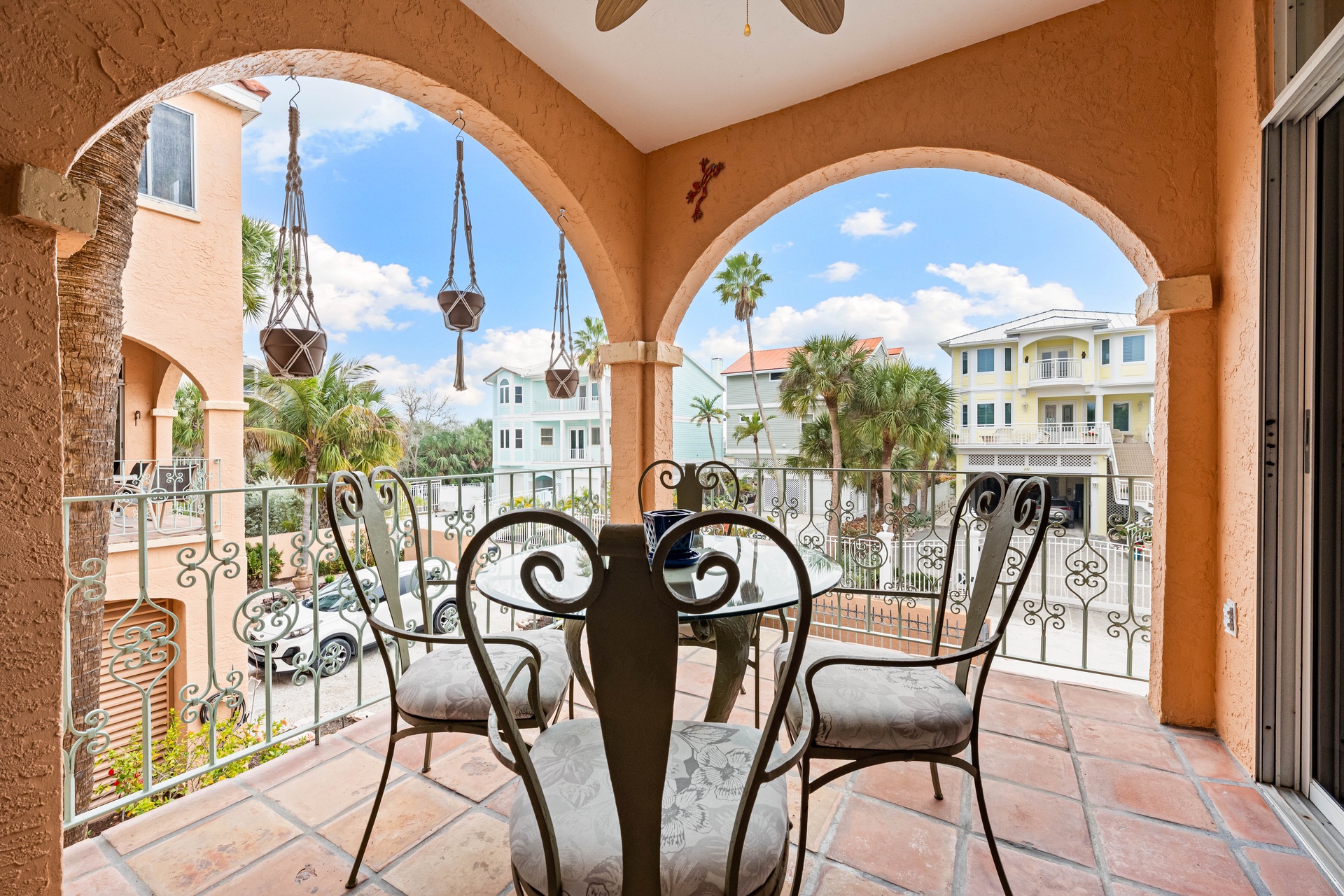 Seahorse Cove | Photo 1