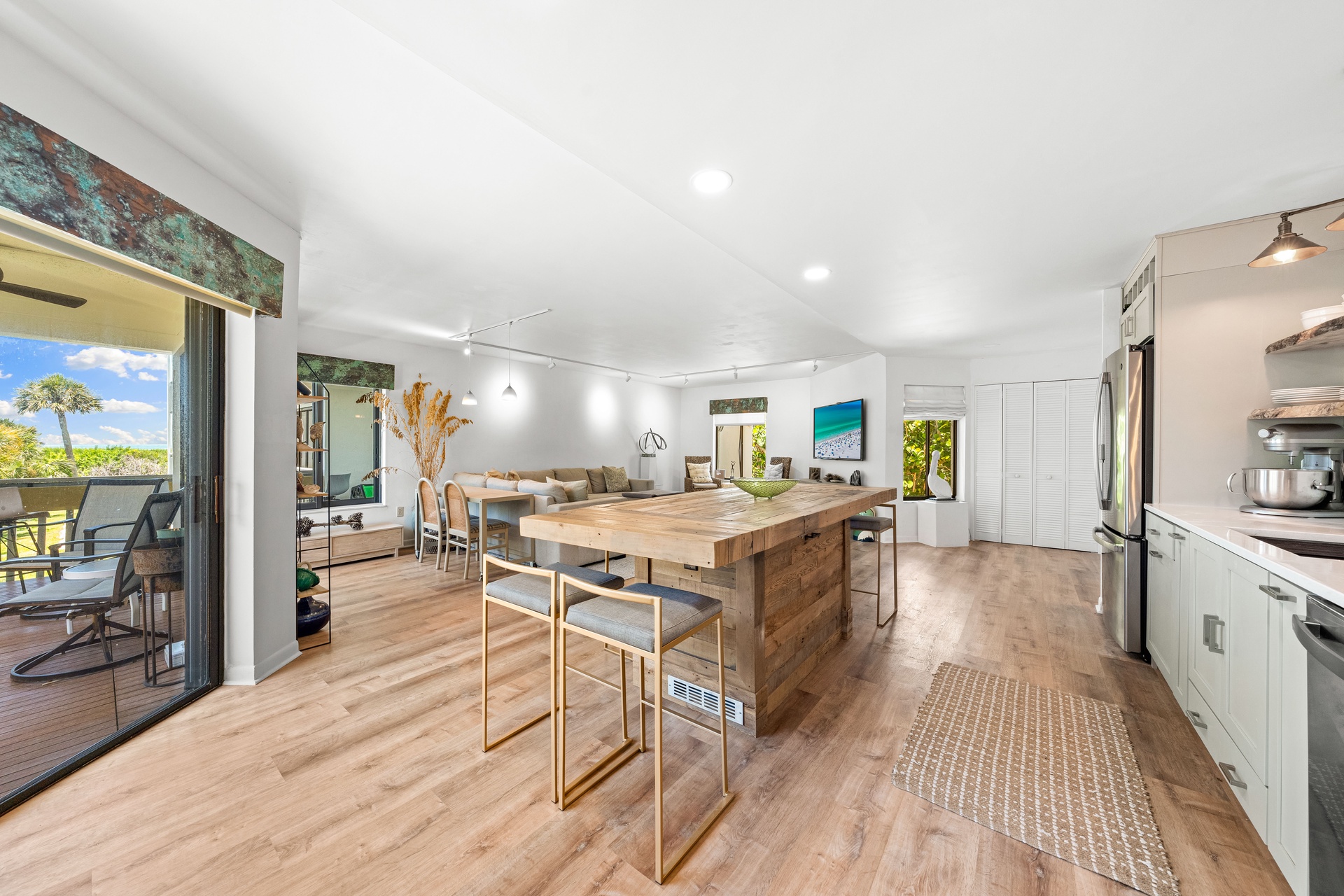 Just Beachy - Unit 3 | Photo 13