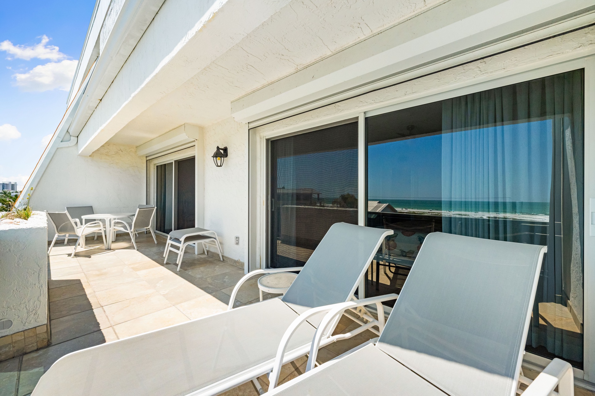 Tivoli by the Sea: 506 | Photo 7