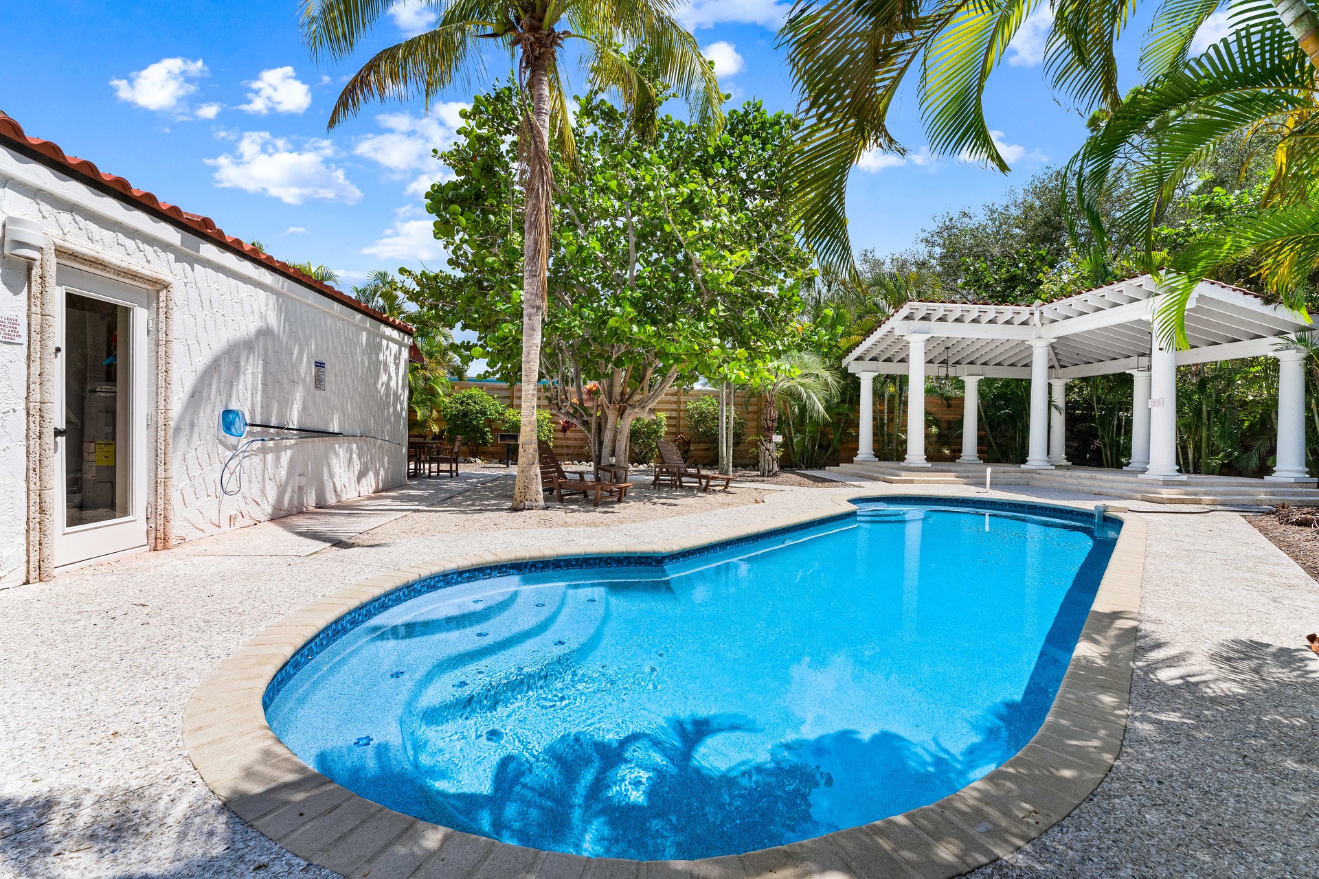 Crescent Coral - A Crescent Beach Villa | Photo 27